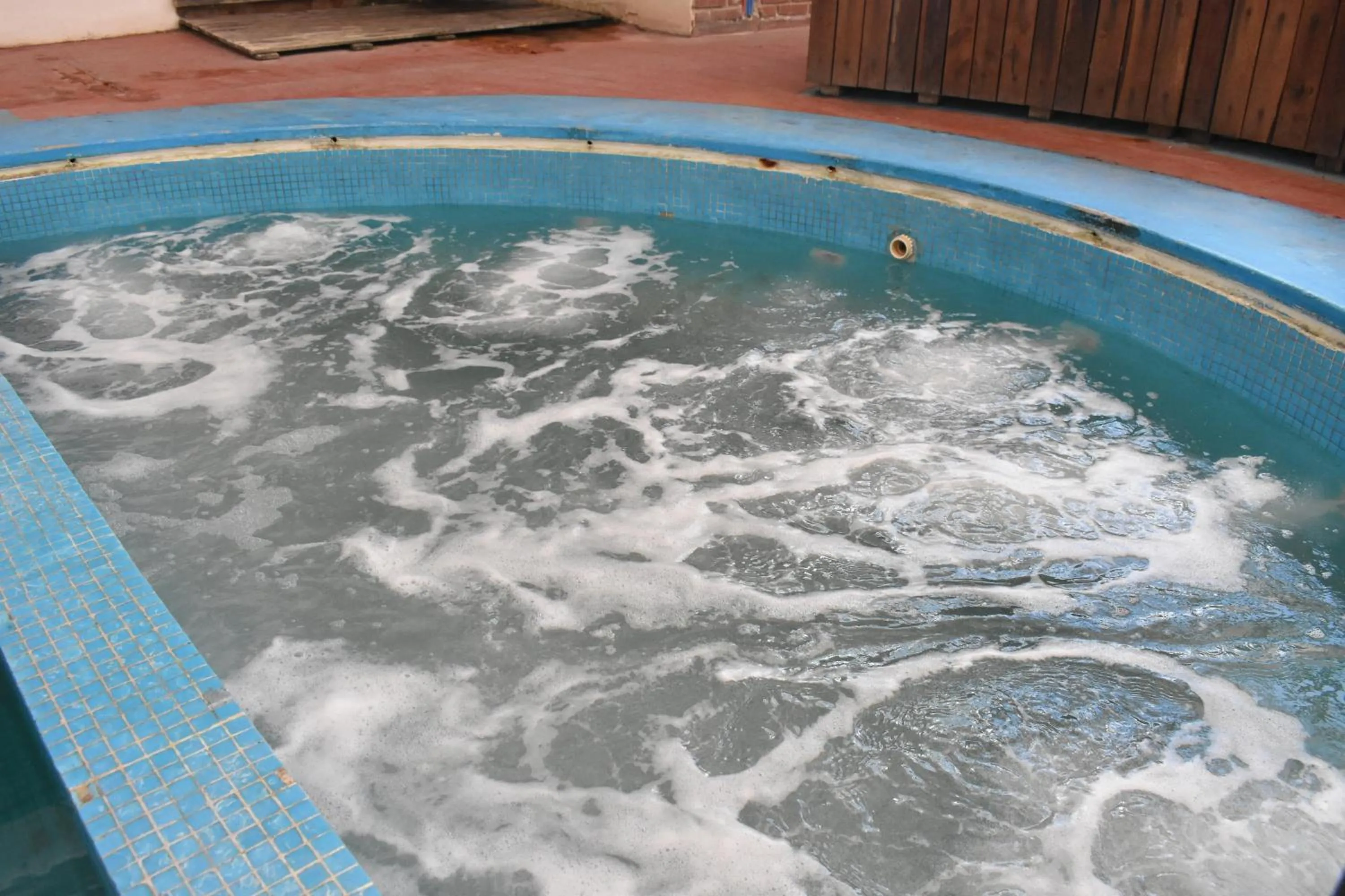 Hot Tub in Hotel Savoia