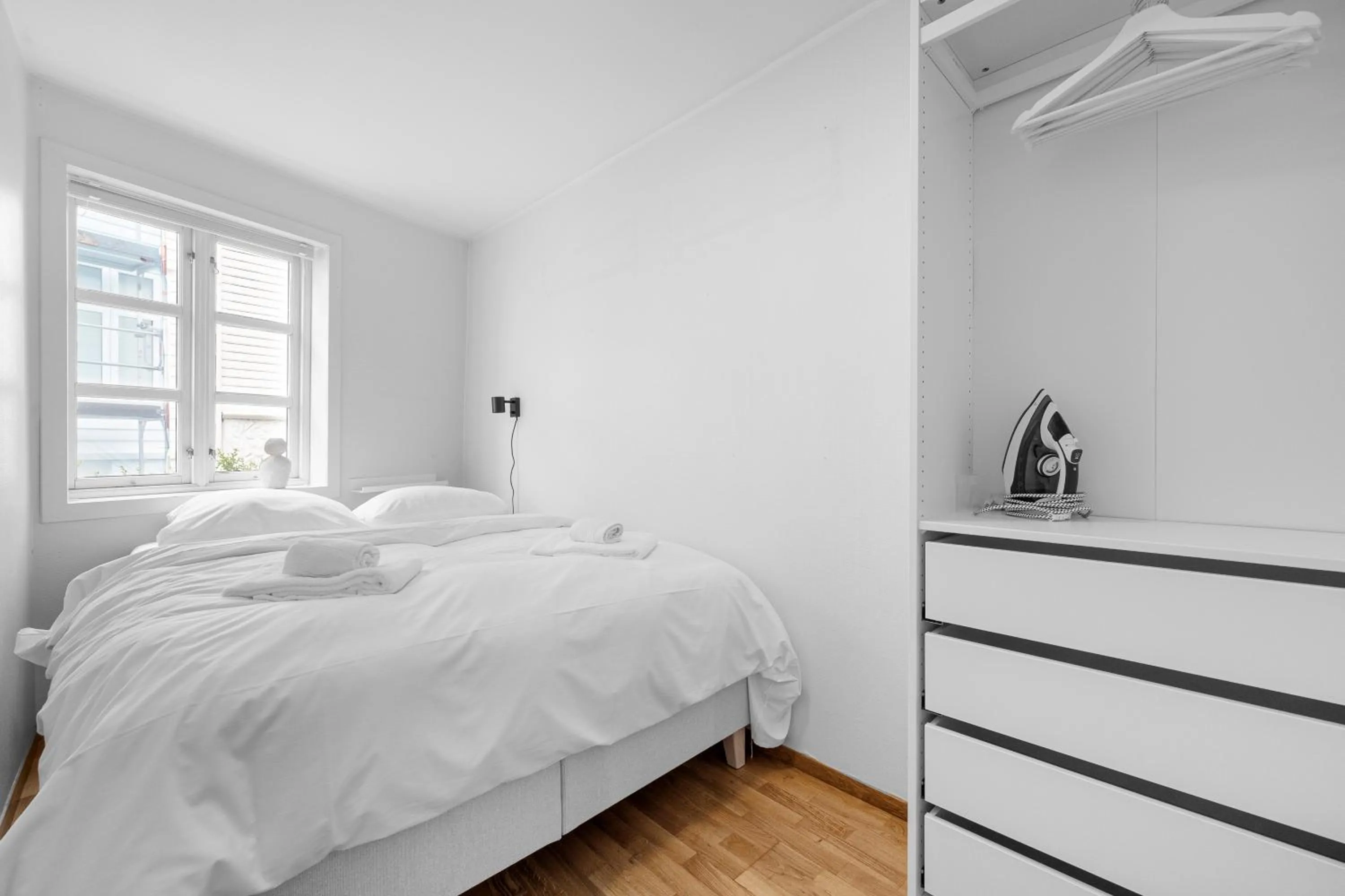 Homerentals Apartments - Behind Bryggen & historic cobblestone streets - 2 Floor renovated from february 2025