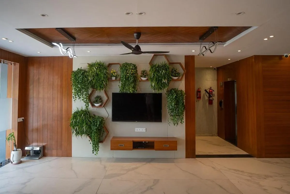 Communal lounge/ TV room in The Sky Imperial Unity Inn
