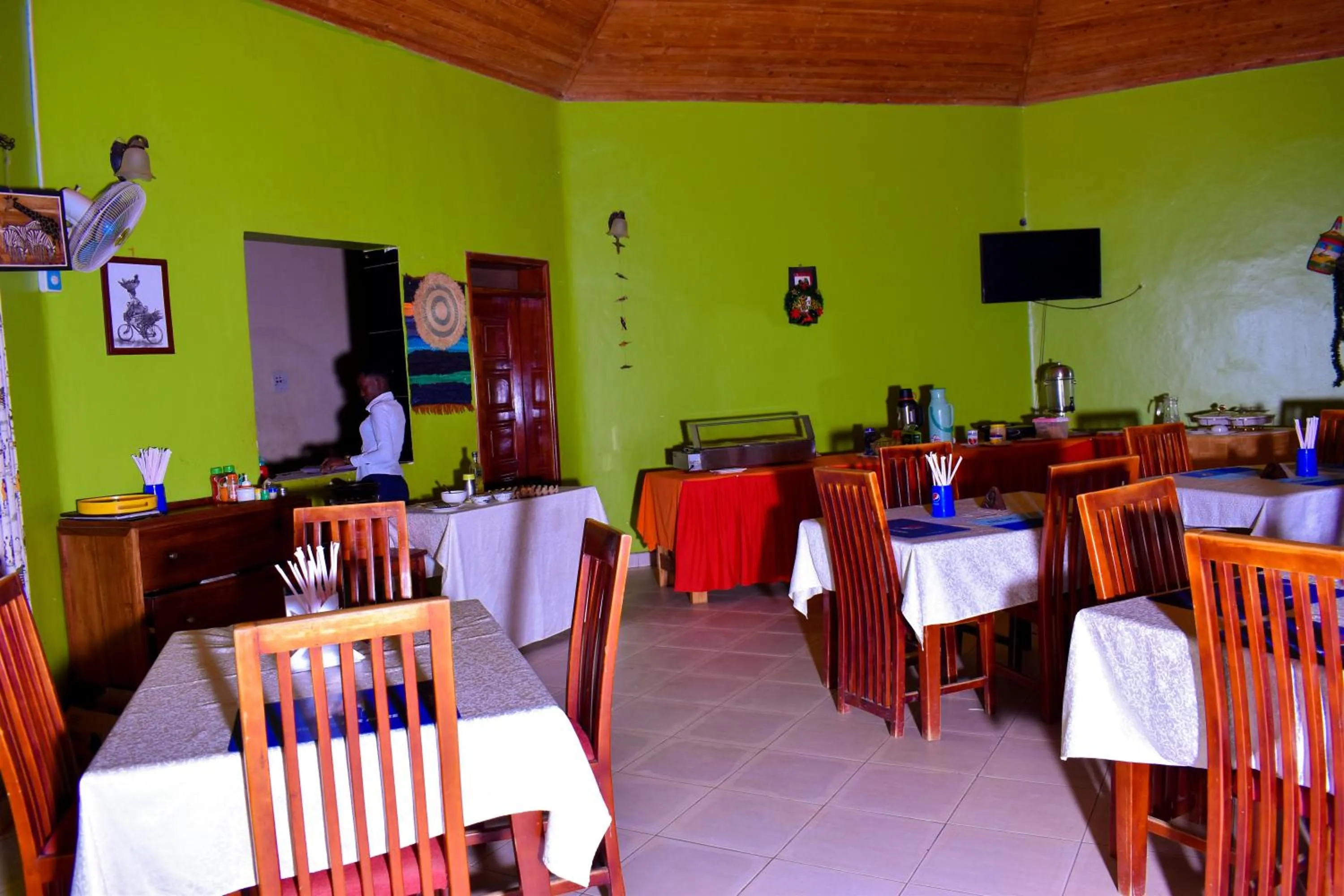 Lavic Country Resort Adjumani