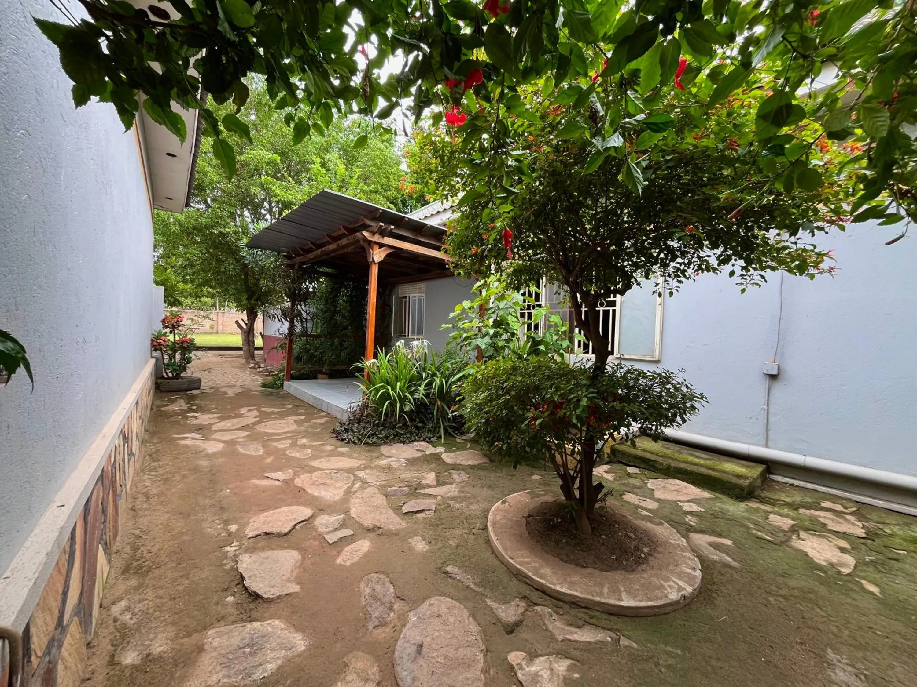 Lavic Country Resort Adjumani