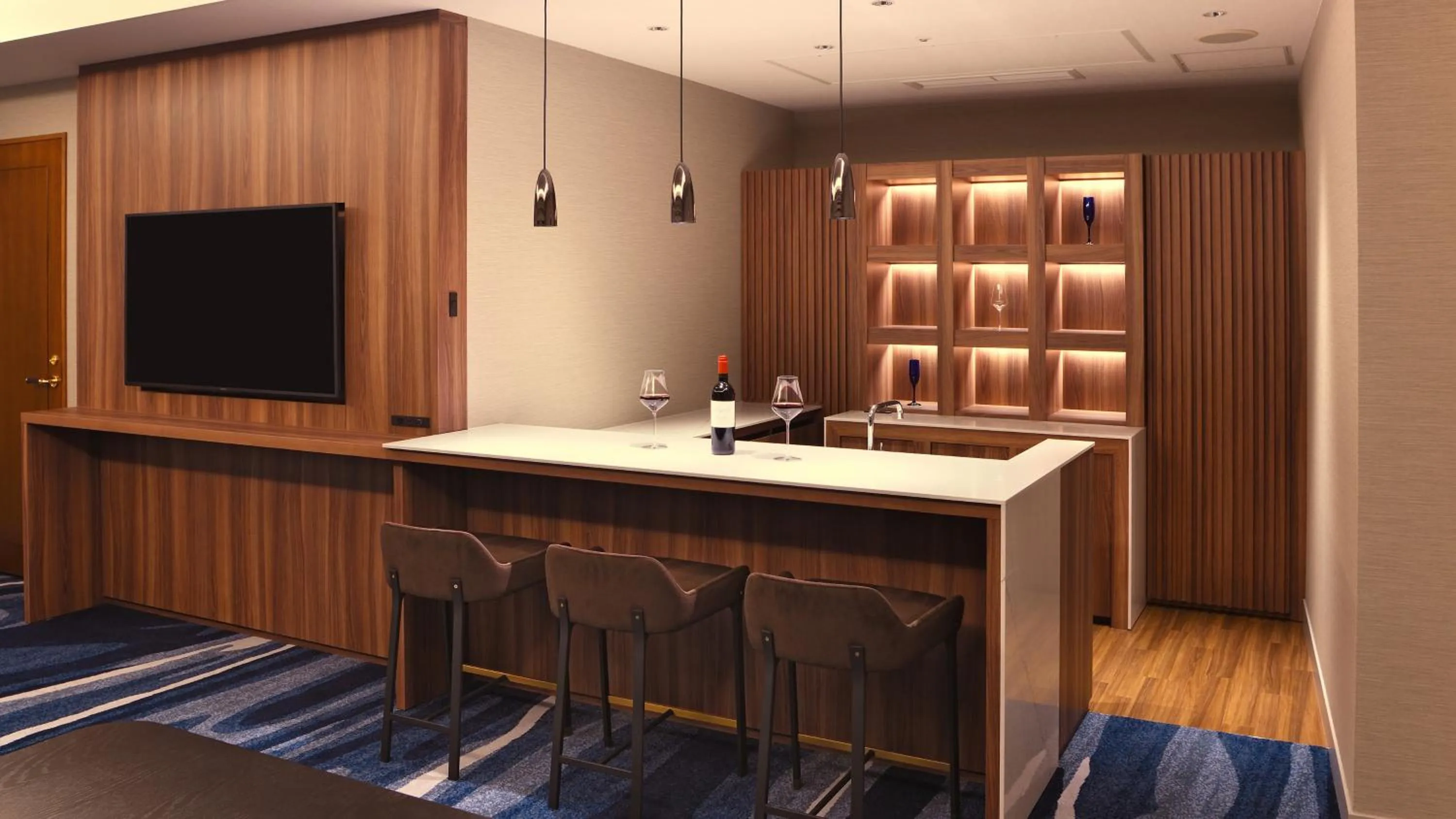 Photo of the whole room in ANA Crowne Plaza Niigata by IHG