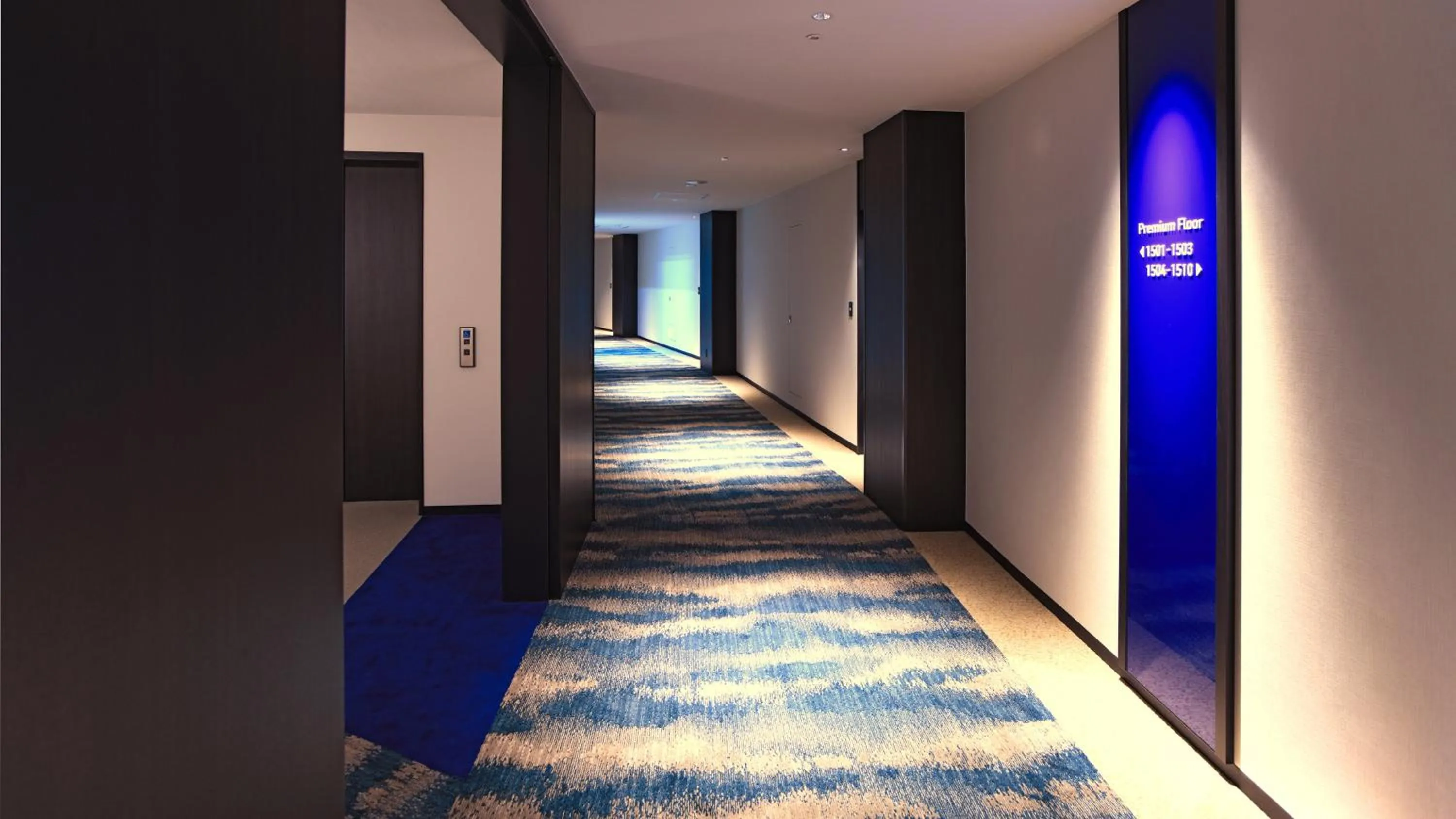 Lobby or reception in ANA Crowne Plaza Niigata by IHG