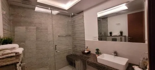 Goldcrest Luxury Apartments