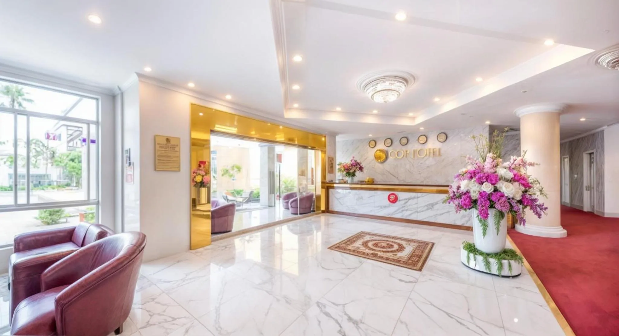Lobby or reception, Bed in CCT Luxury Hotel