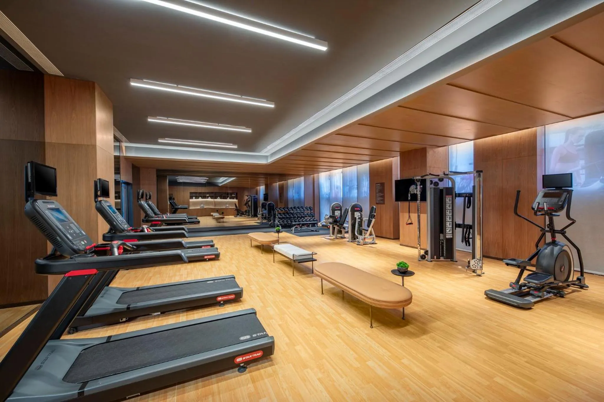 Fitness centre/facilities in voco Jincheng Danhe by IHG