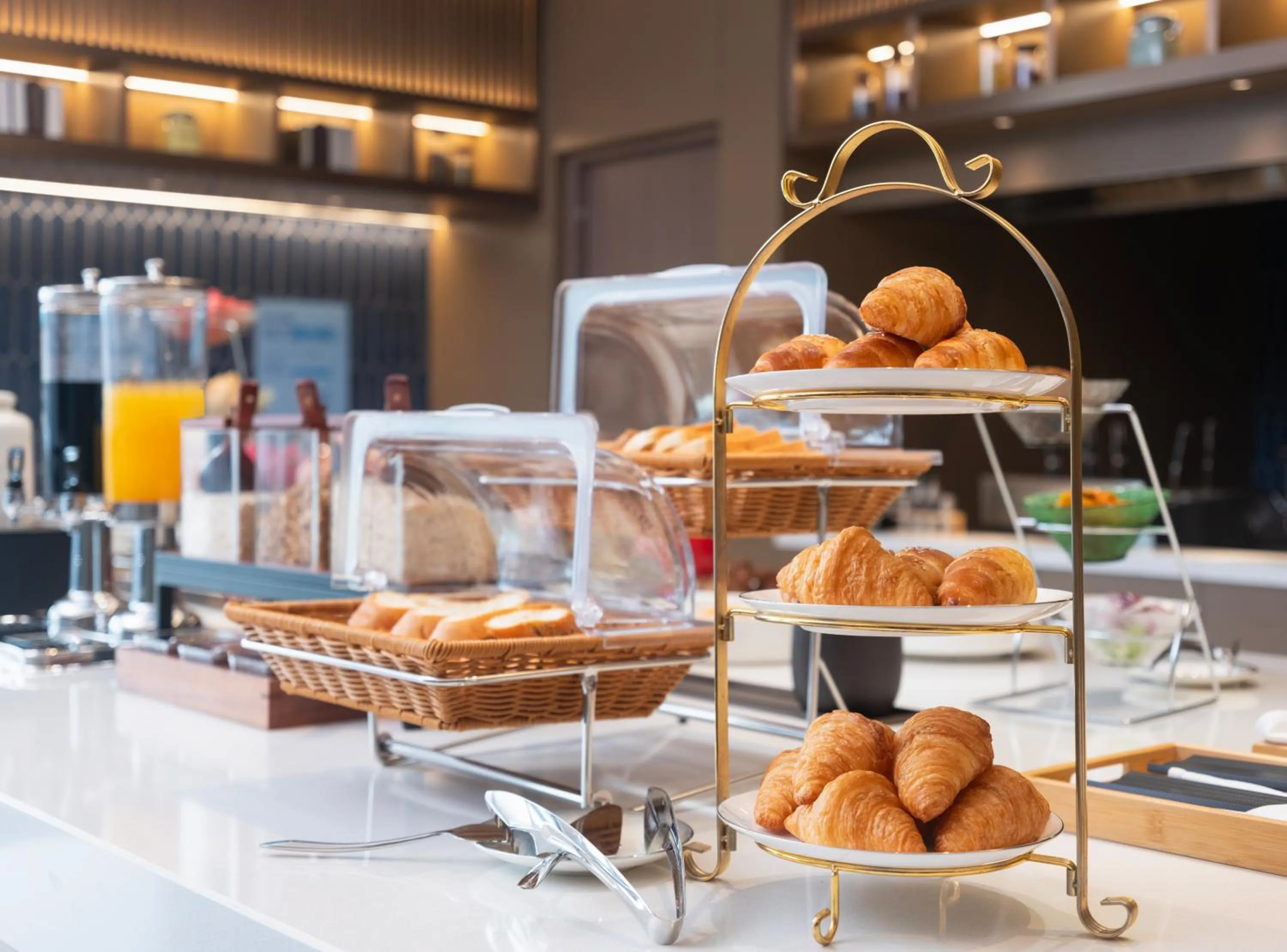 Breakfast in Holiday Inn Express Beijing Mentougou by IHG