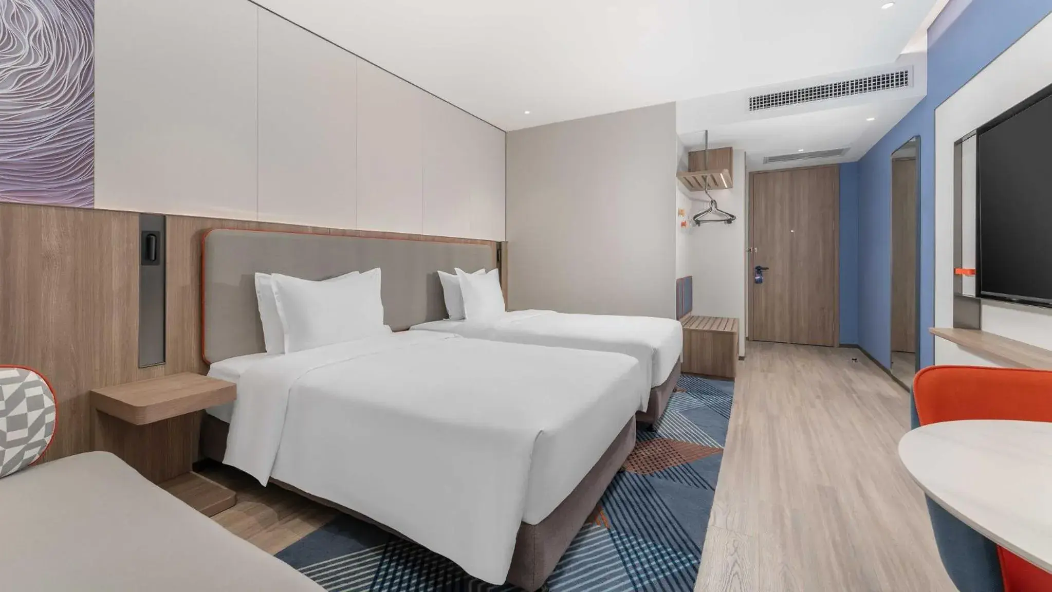 Photo of the whole room in Holiday Inn Express Wuhan Jinyin Lake Photo of the whole room in Holiday Inn Express Wuhan Jinyin Lake