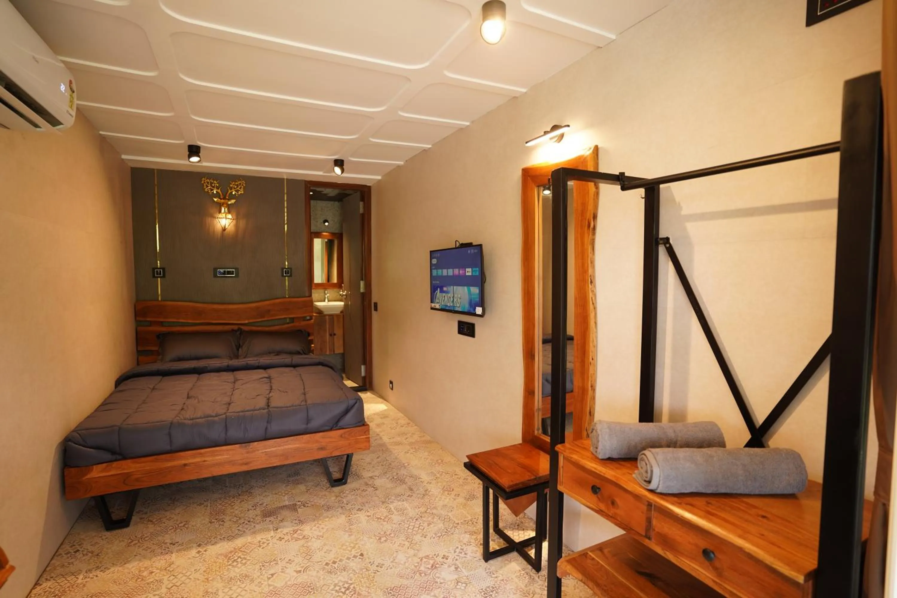 Bed in The Boat Club,Karjat