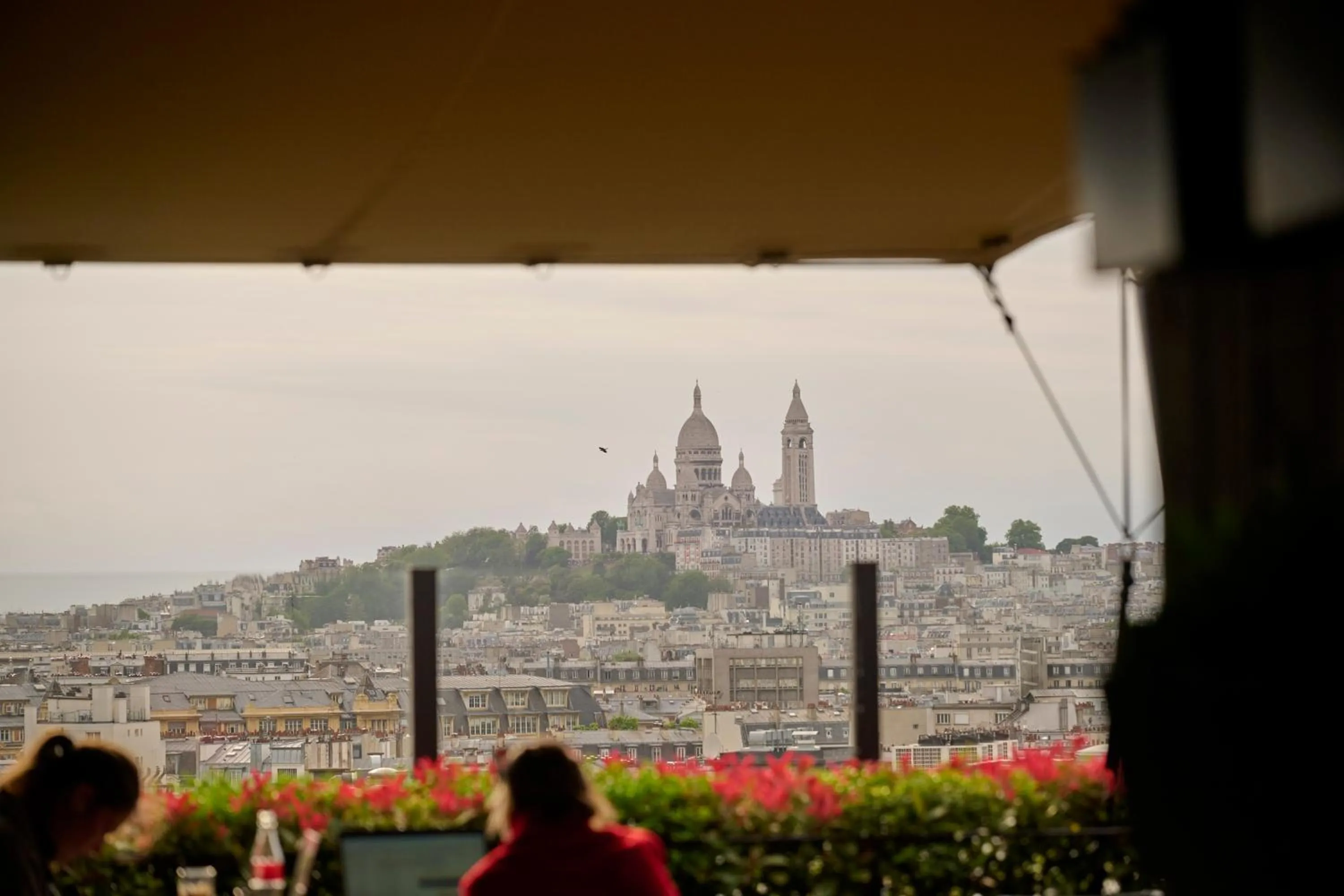 Nearby landmark in Generator Paris