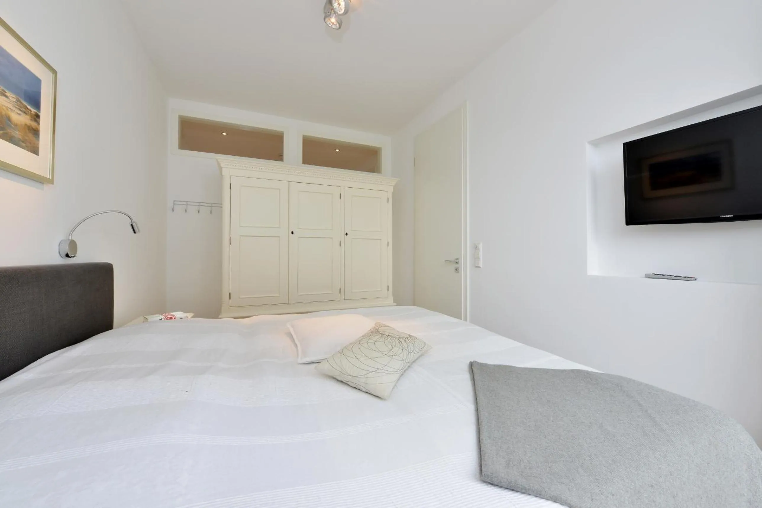 Photo of the whole room, Bed in Ferienwohnung Silbermöwe