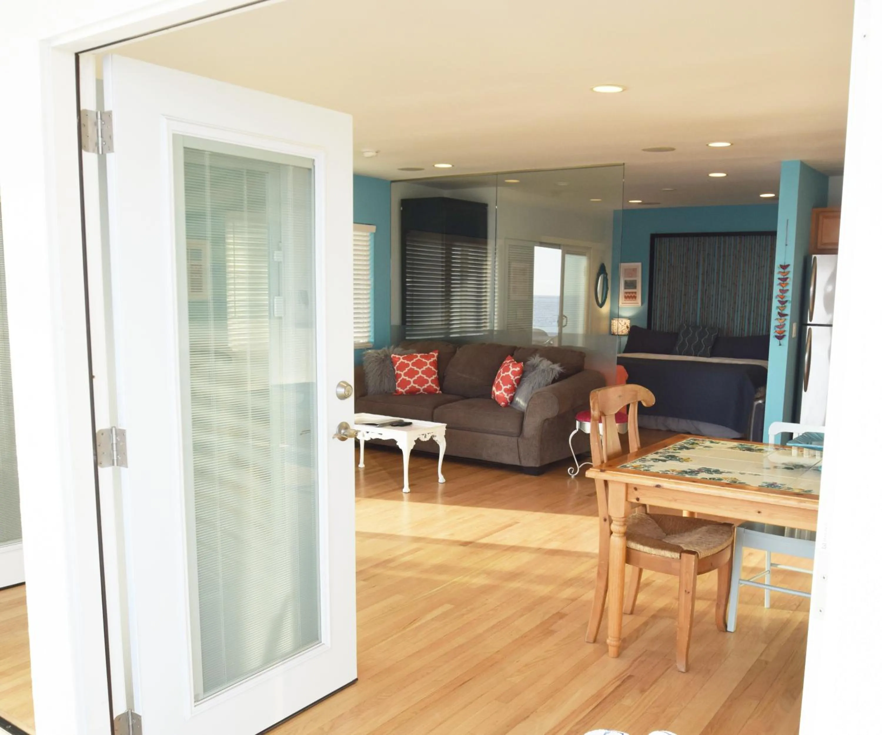 Living room in Malibu Private Beach Apartments
