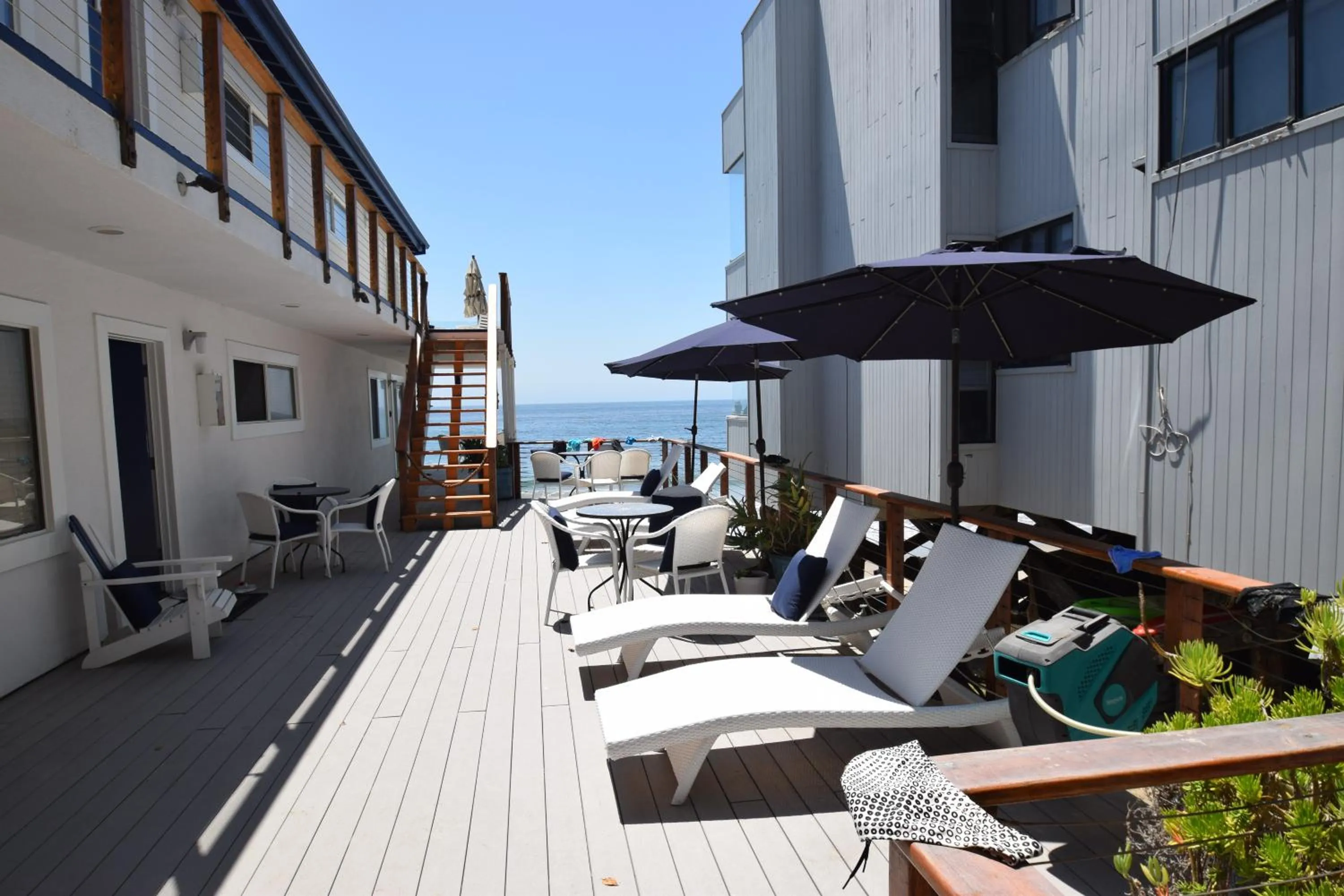 Balcony/Terrace in Malibu Private Beach Apartments