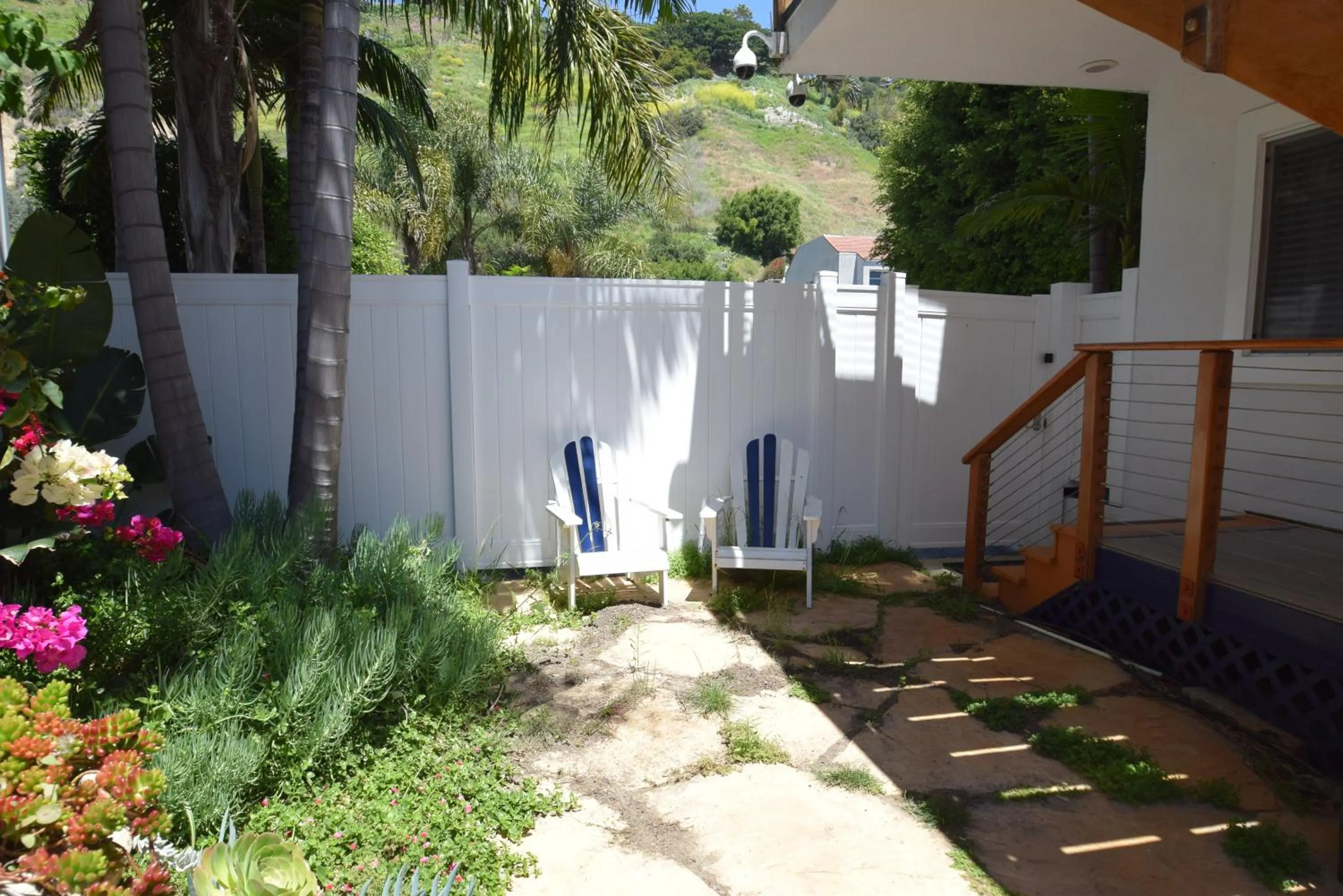 Facade/entrance in Malibu Private Beach Apartments