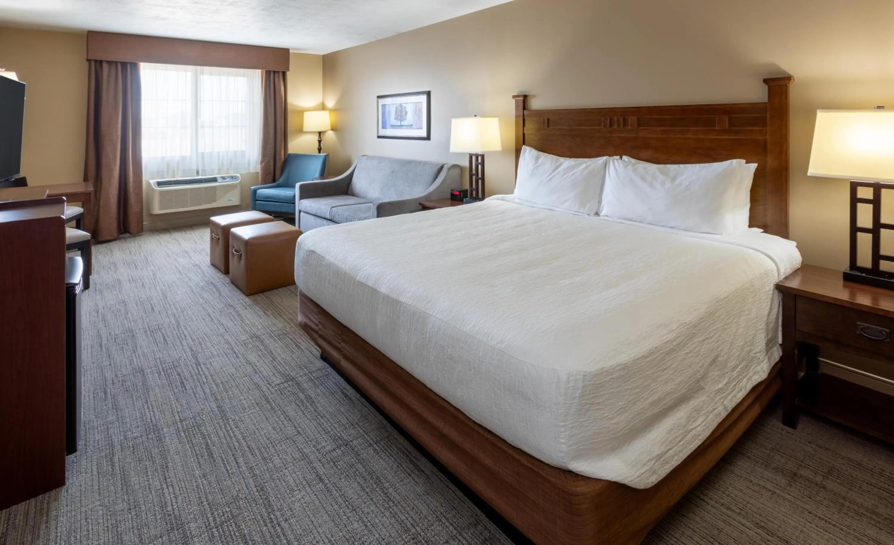 Bed in GrandStay Inn & Suites of Luverne