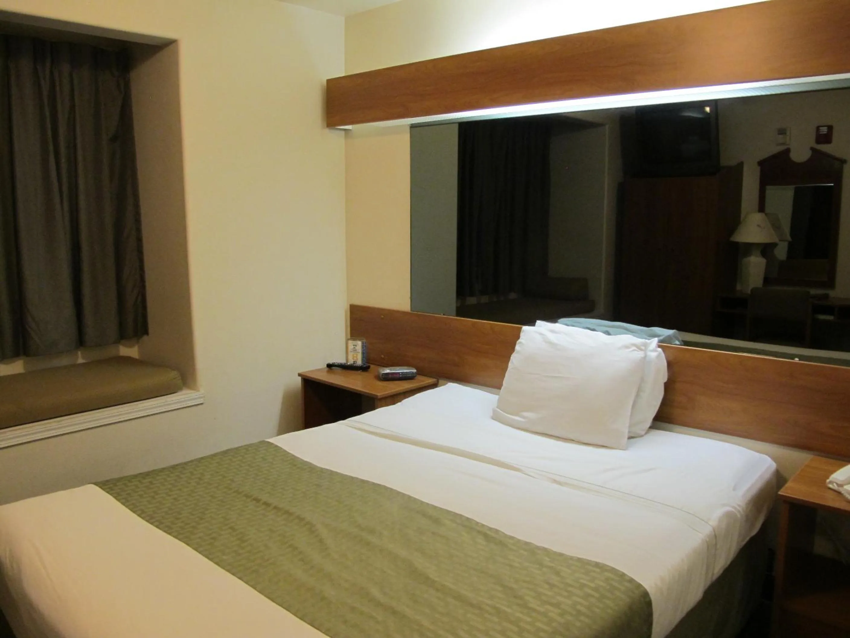 Bed in Eagle River Microtel