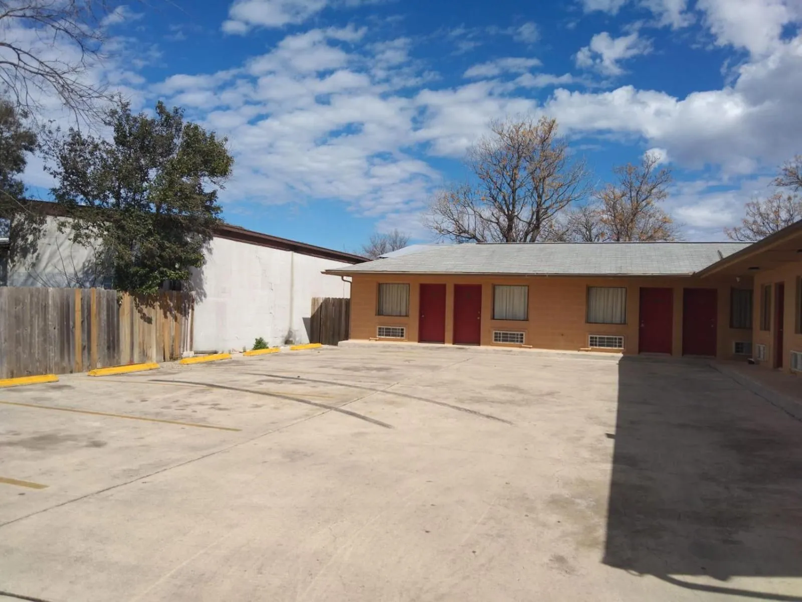 Property building in American Motel