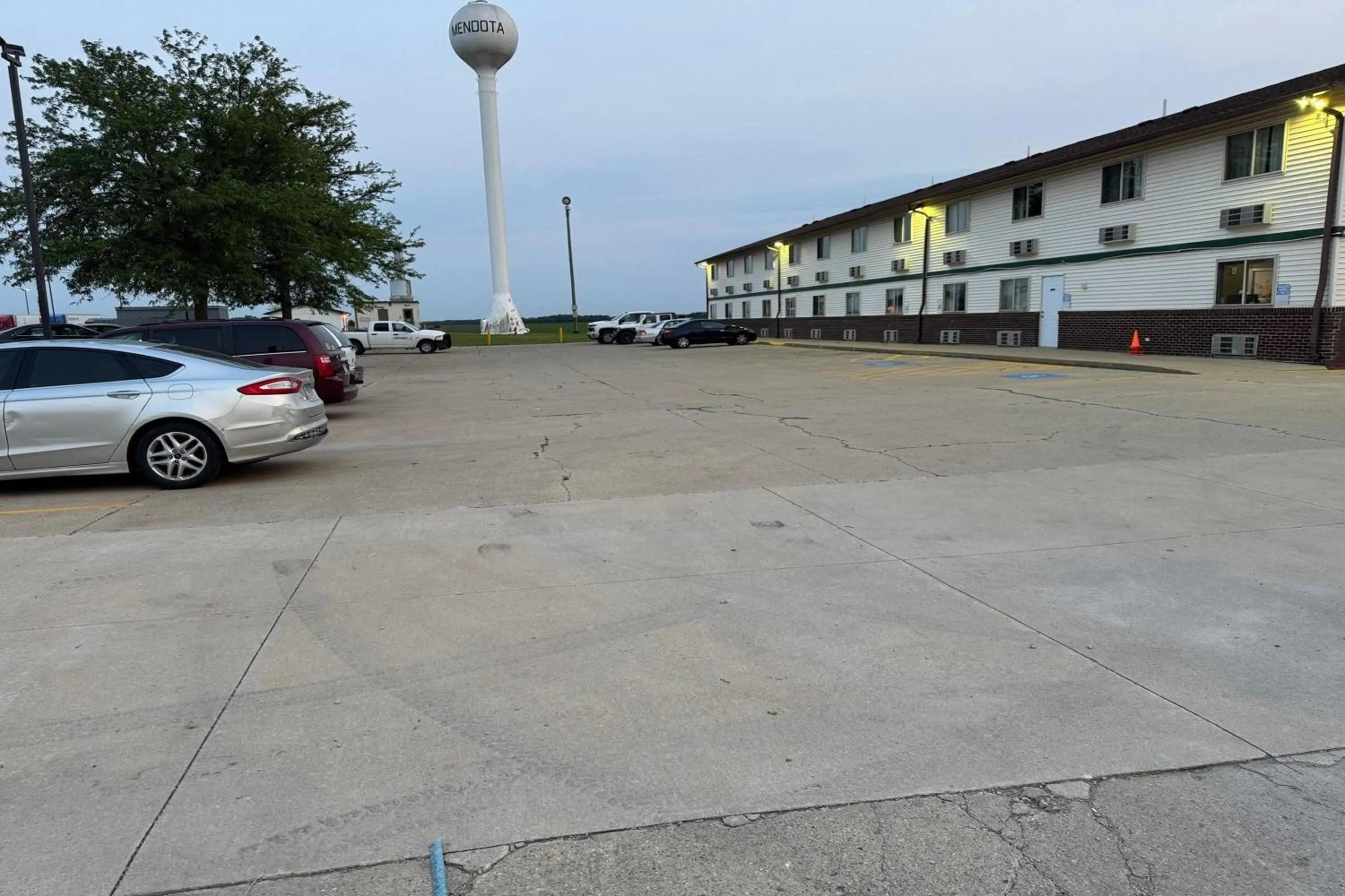 Other in Super 8 by Wyndham Mendota I-39