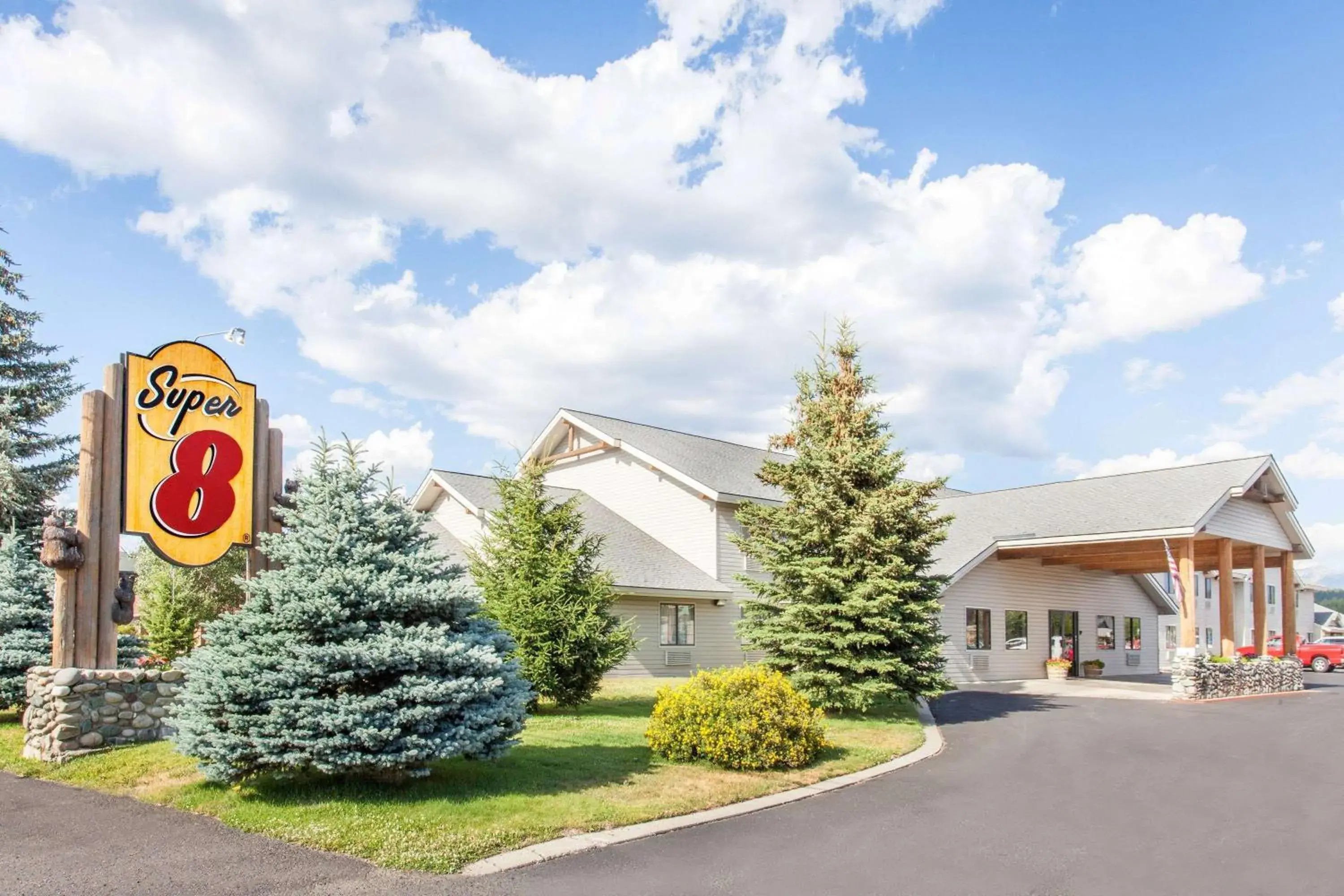 Property building in Super 8 by Wyndham McCall Property building in Super 8 by Wyndham McCall