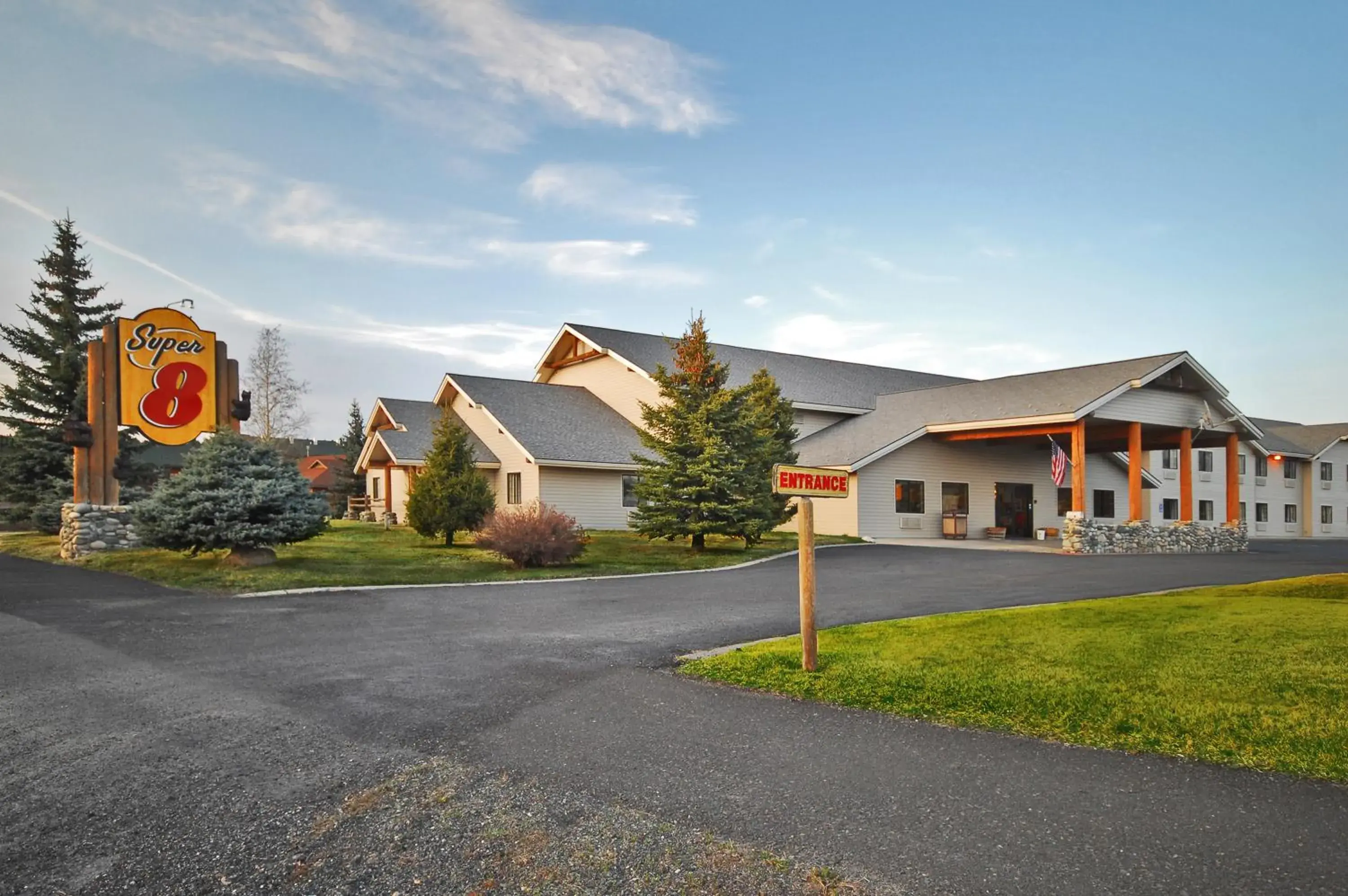 Property building in Super 8 by Wyndham McCall Property building in Super 8 by Wyndham McCall