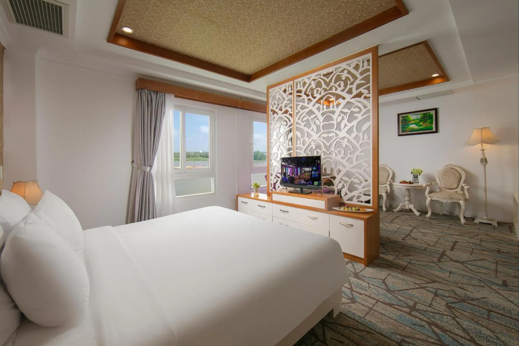 Photo of the whole room, Bed in Nesta Hotel Can Tho