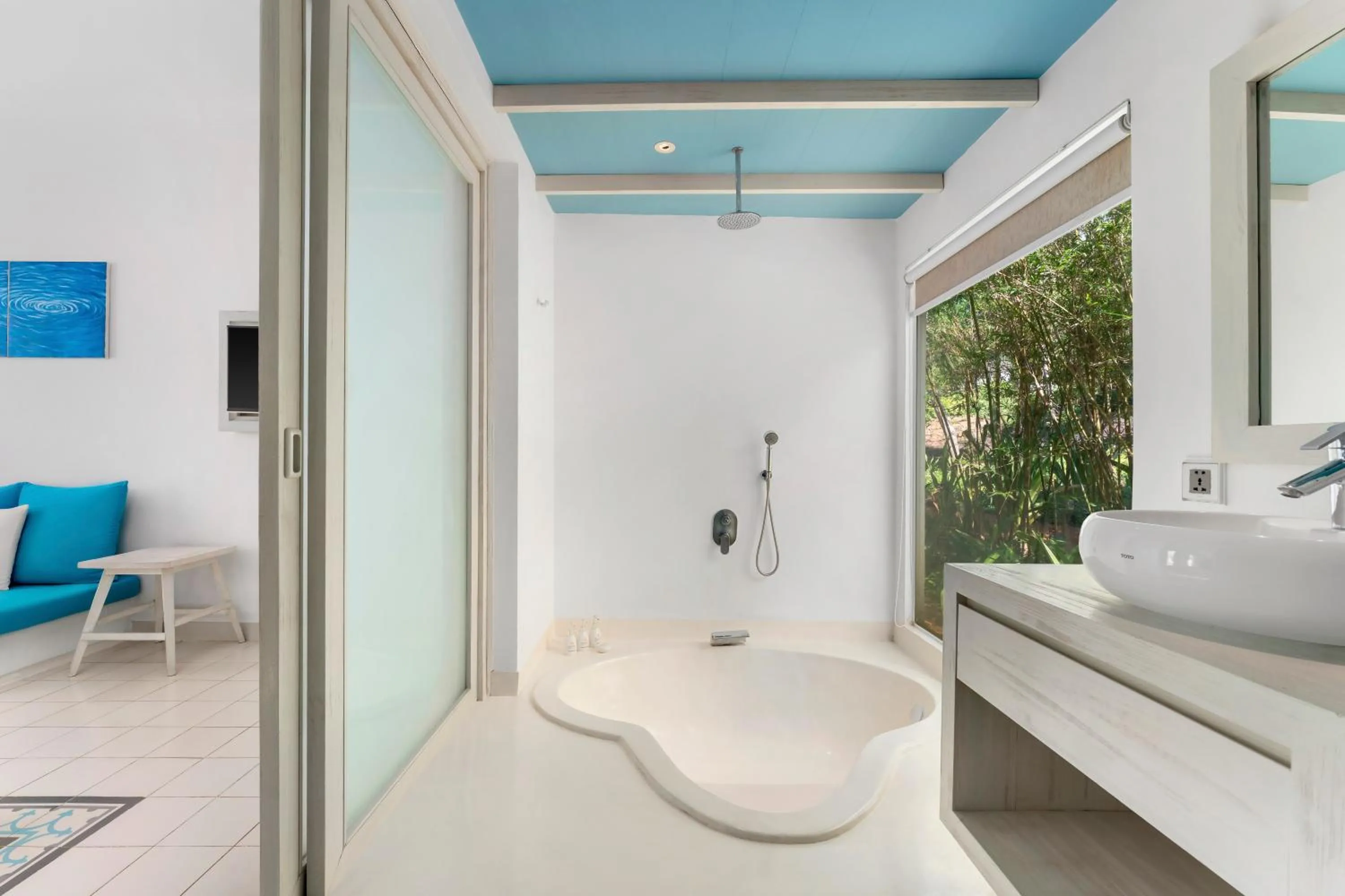 Bath in Fleur de Lys Resort & Spa Long Hai