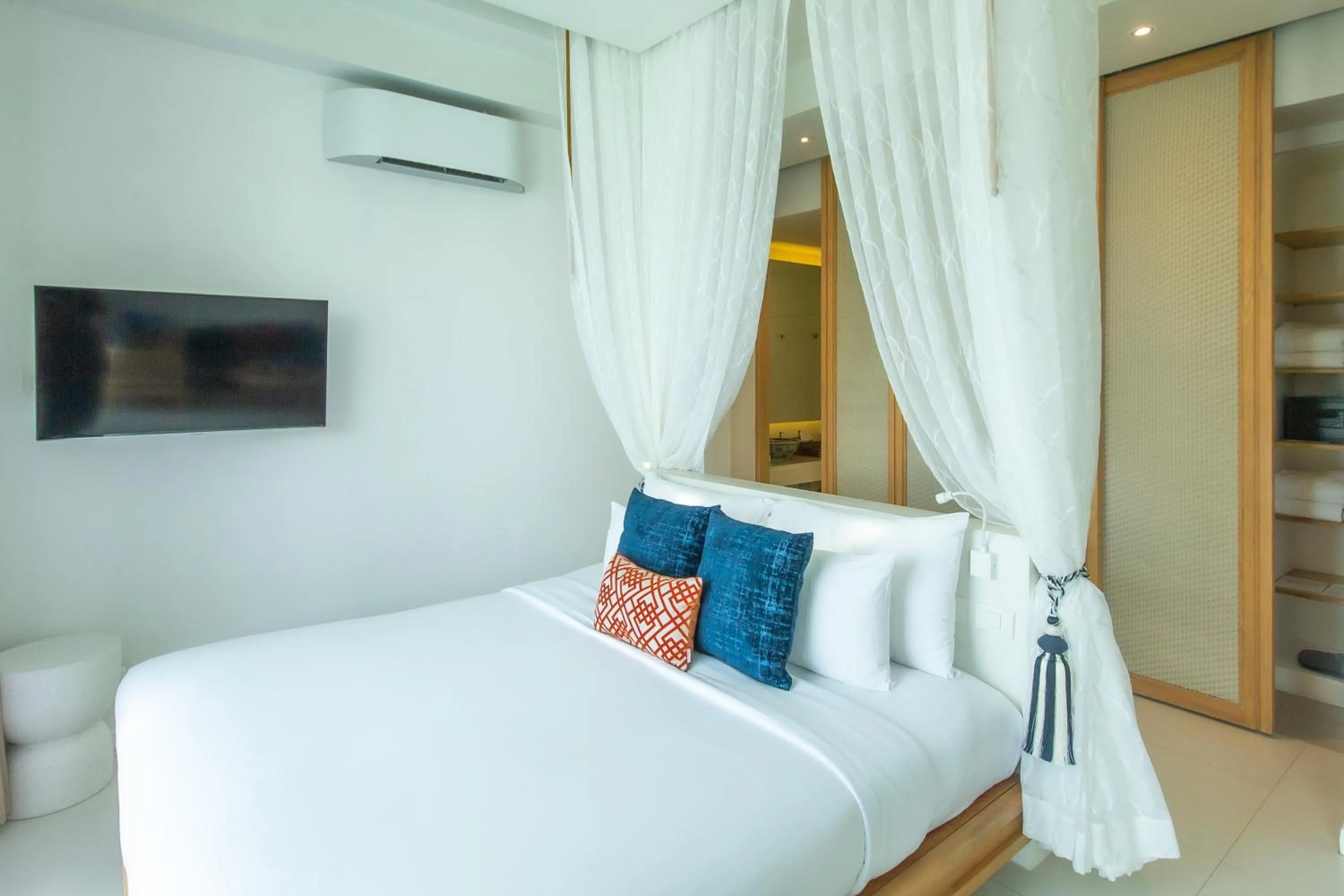 Bed in Bandara Pool Villas, Phuket