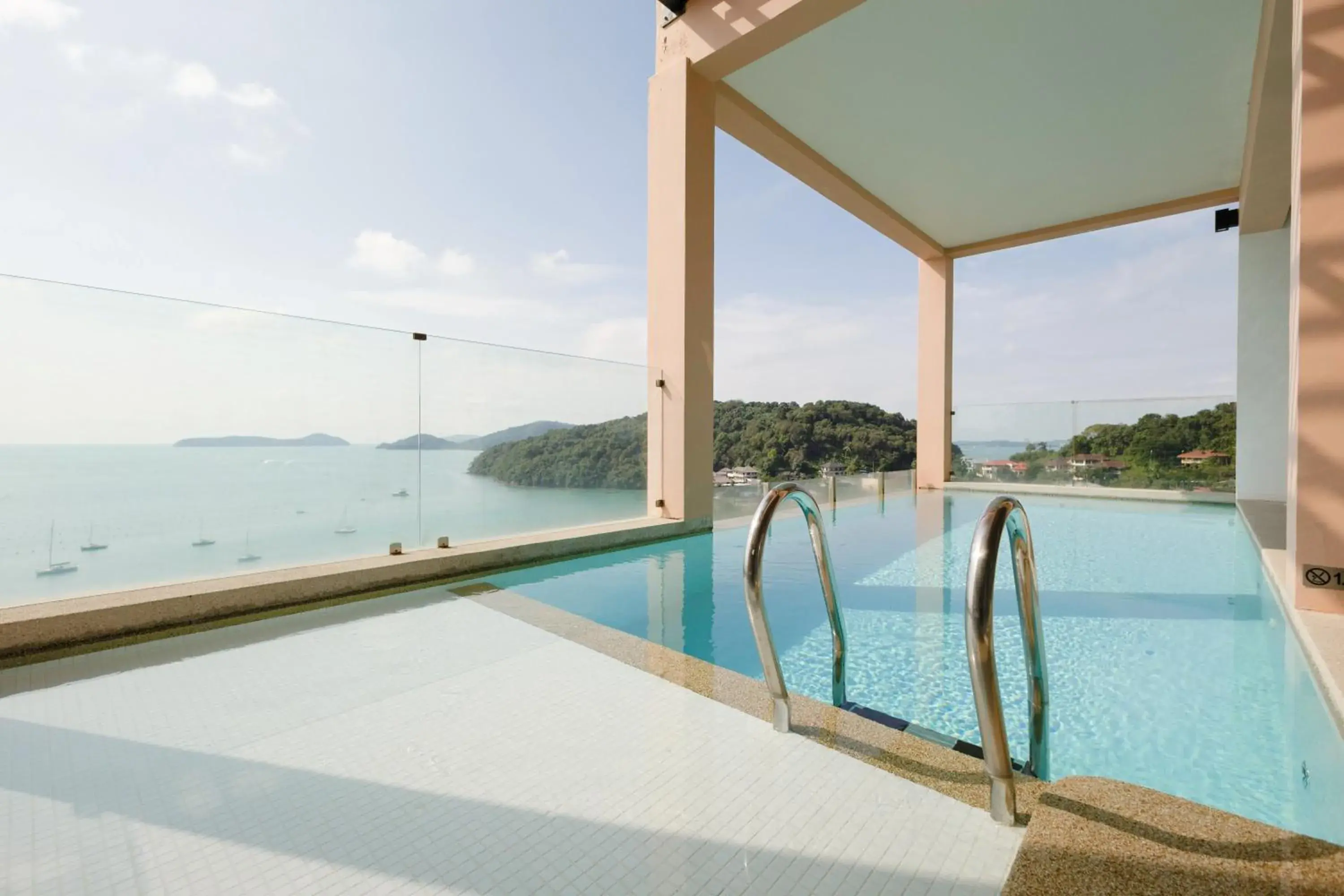Pool view in Bandara Pool Villas, Phuket Pool view in Bandara Pool Villas, Phuket