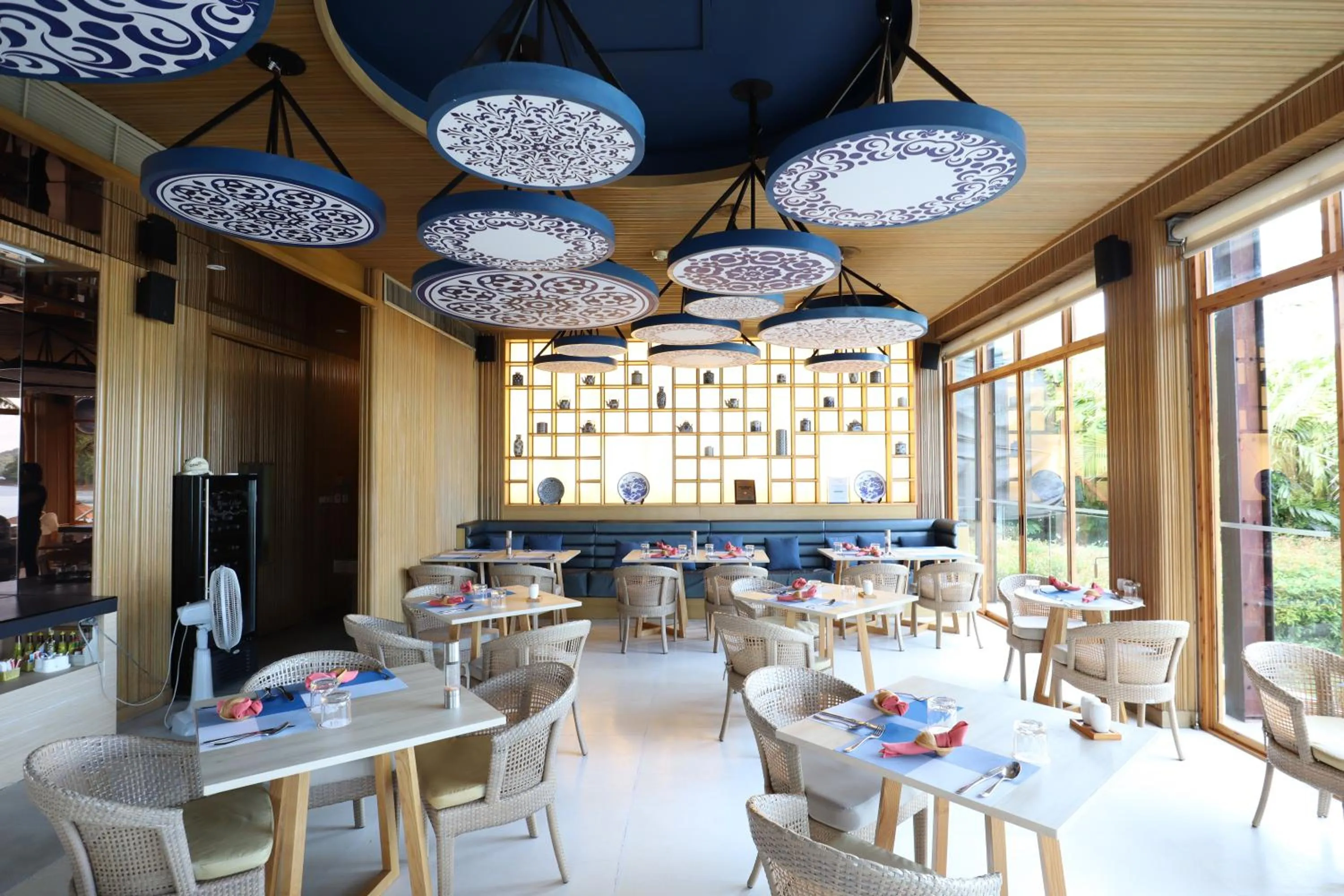 Restaurant/places to eat in Bandara Pool Villas, Phuket