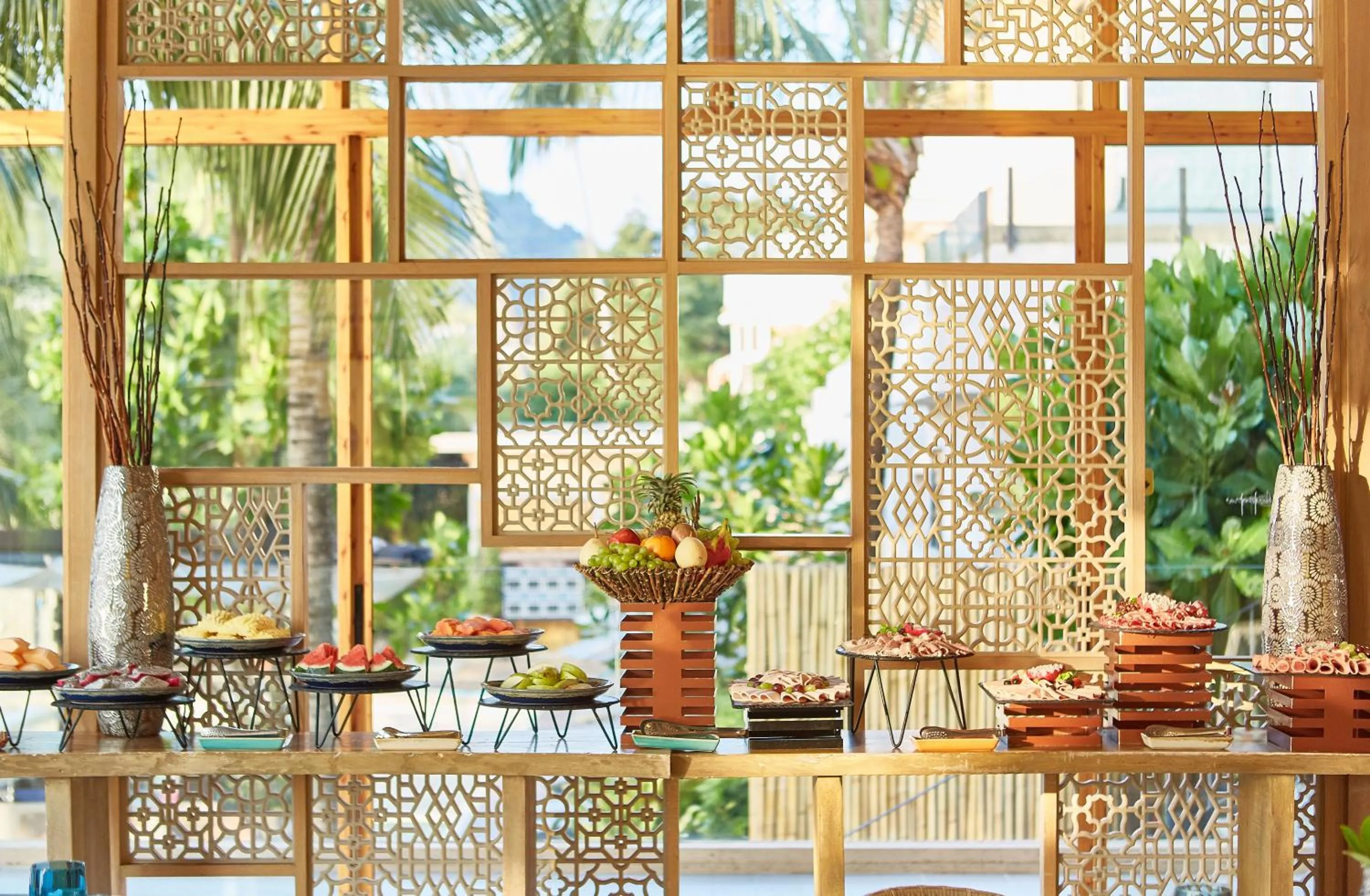 Restaurant/places to eat in Bandara Pool Villas, Phuket