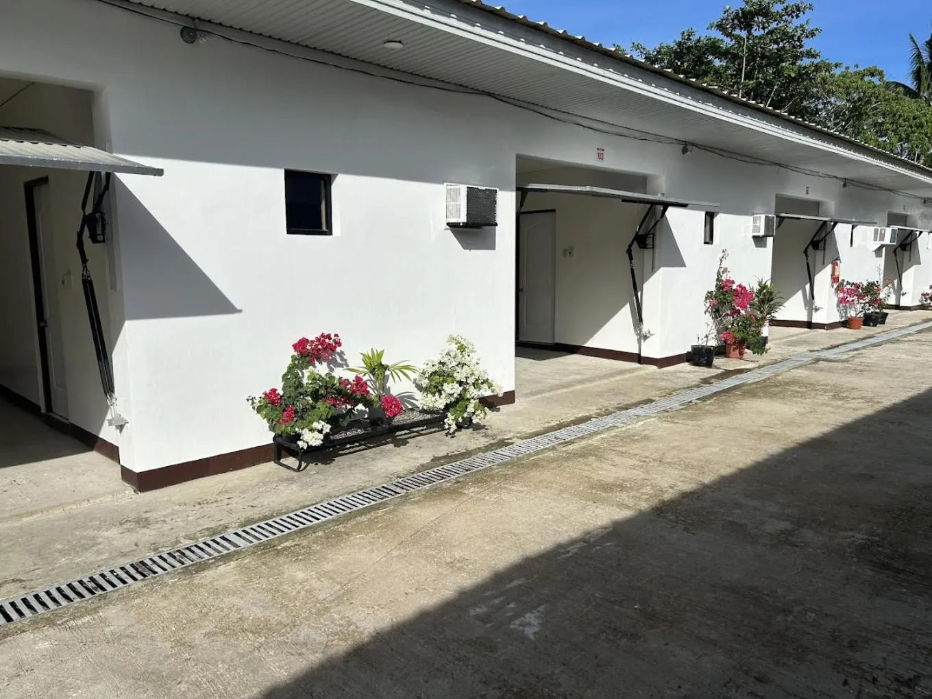 Anahaw's Inn