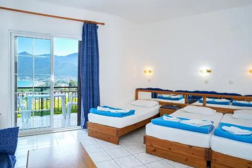 Hotel Emerald and Suites