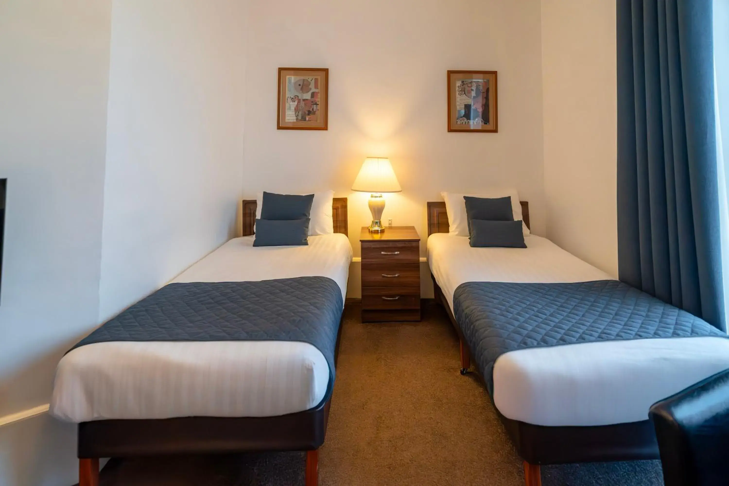 Standard Twin Room in The Palace Hotel Buxton & Spa Standard Twin Room in The Palace Hotel Buxton & Spa