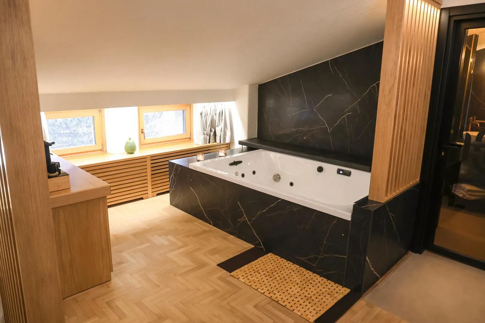 Hot Tub in Hotel Camigliatello