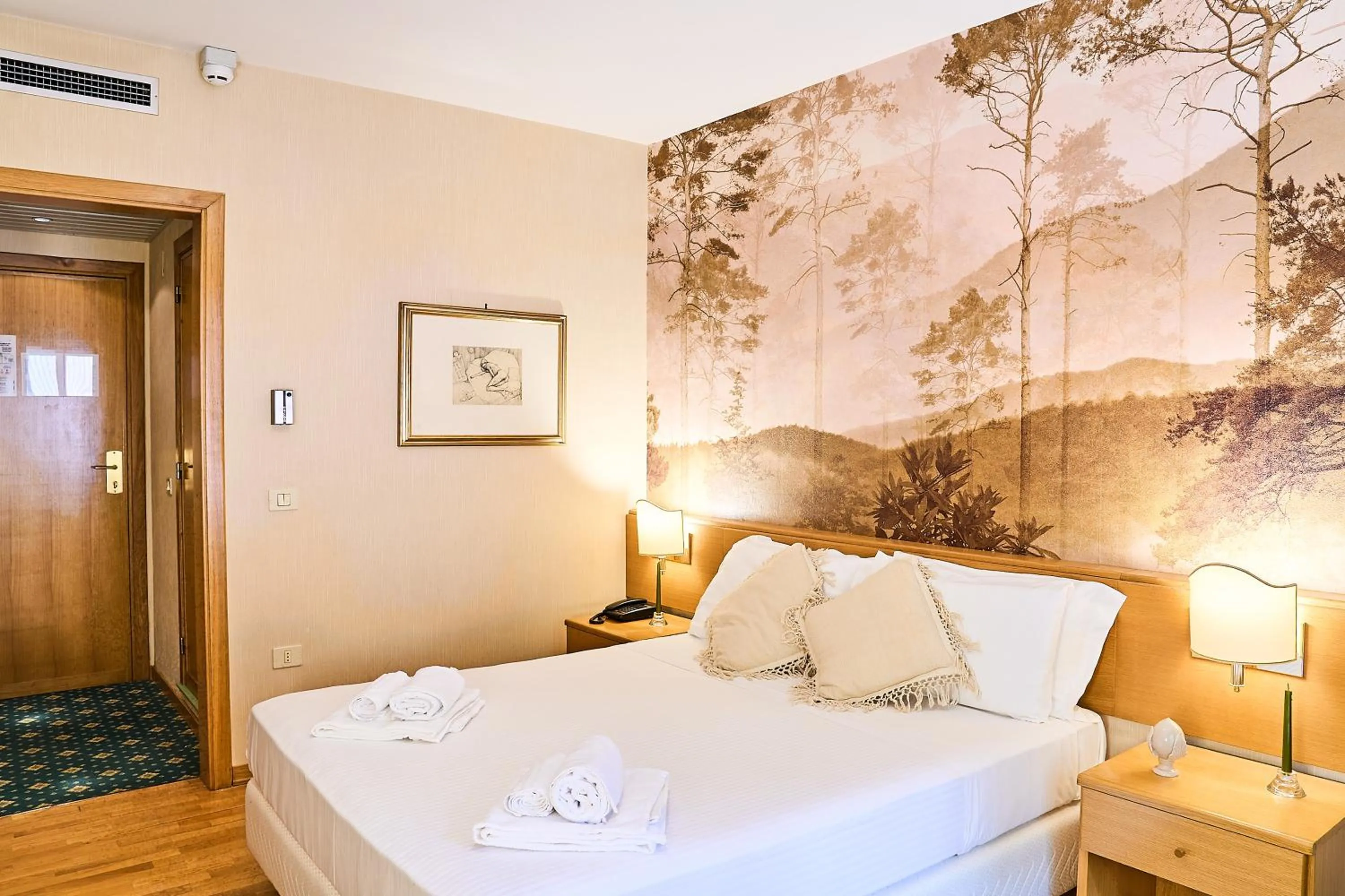 Bedroom, Bed in Hotel Camigliatello