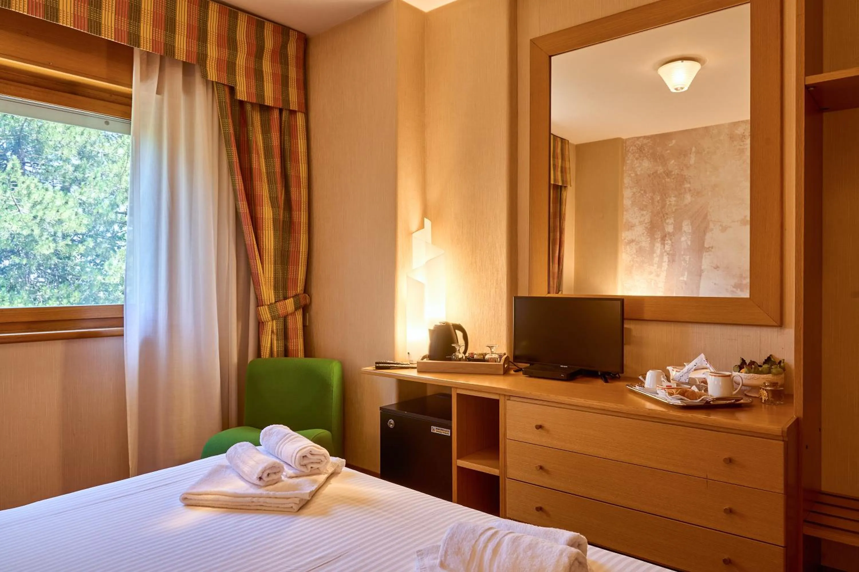 TV and multimedia, Bed in Hotel Camigliatello