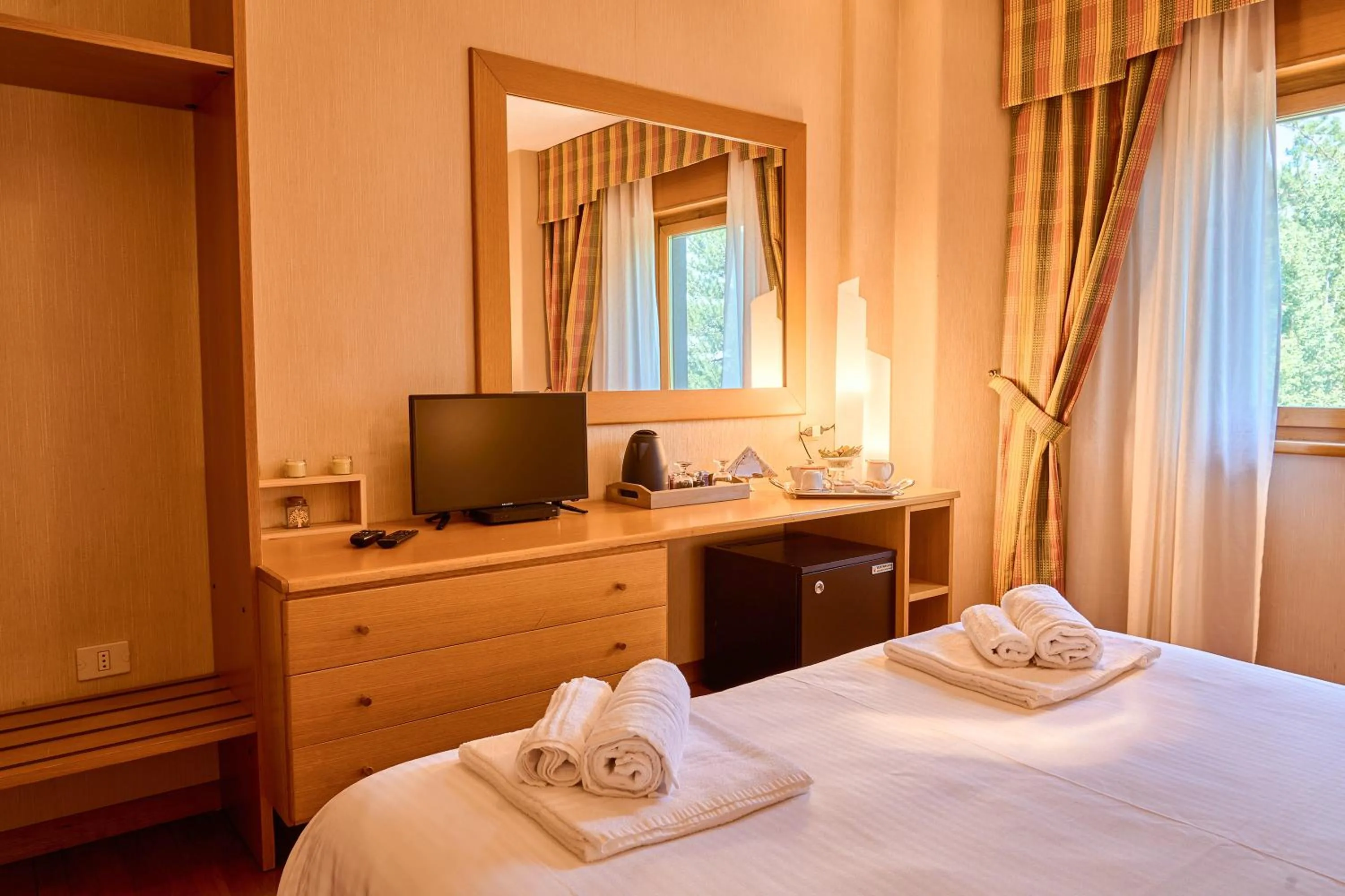 TV and multimedia, Bed in Hotel Camigliatello