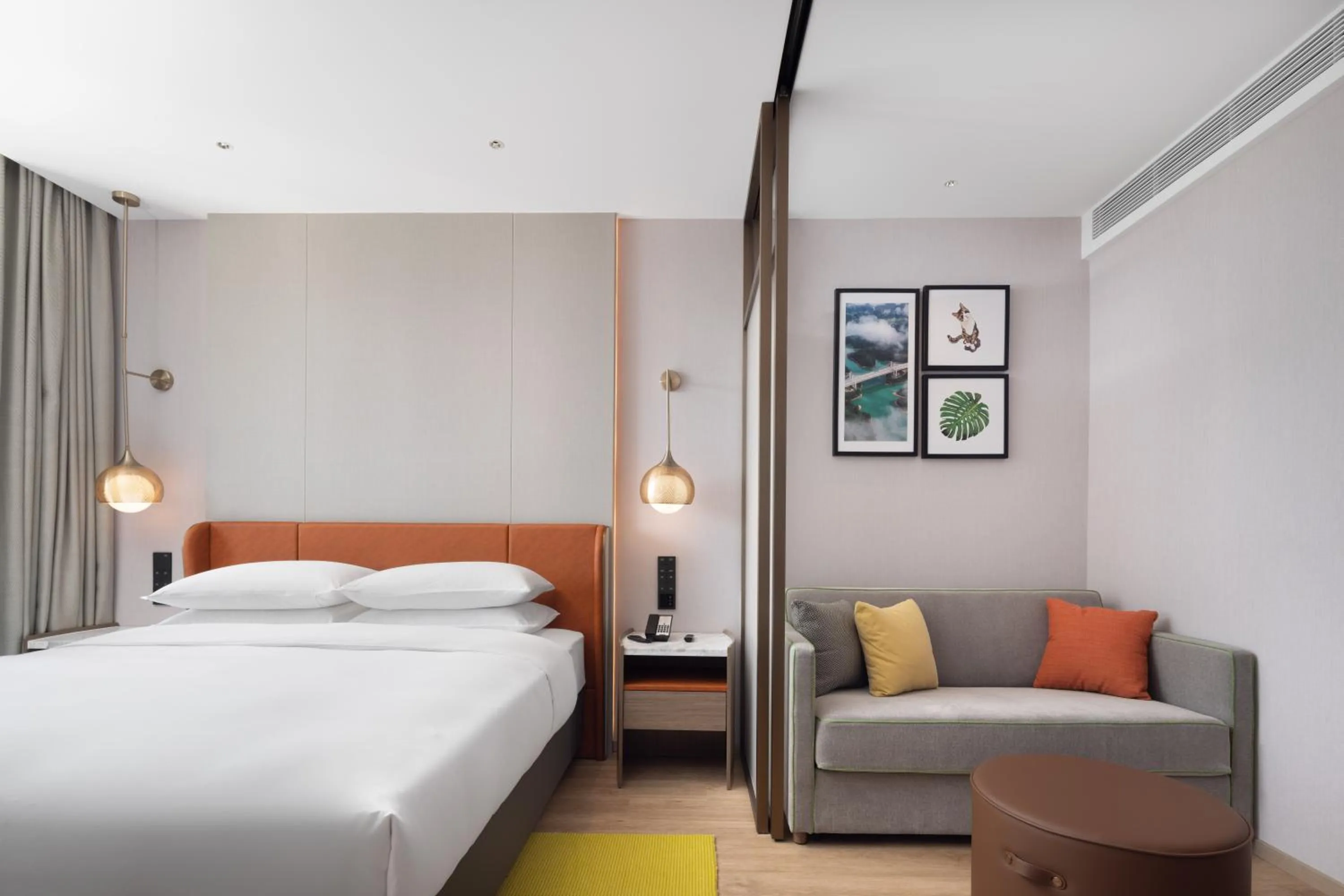 Bed in Home2 Suite by Hilton Guangzhou Conghua