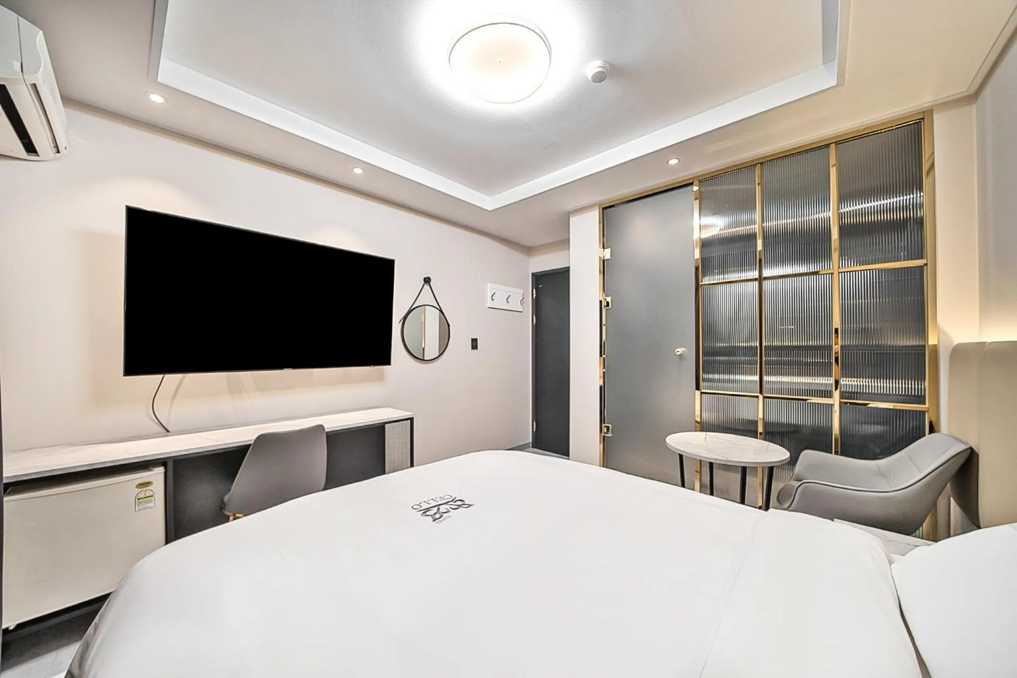 Bed in One Stay Hotel