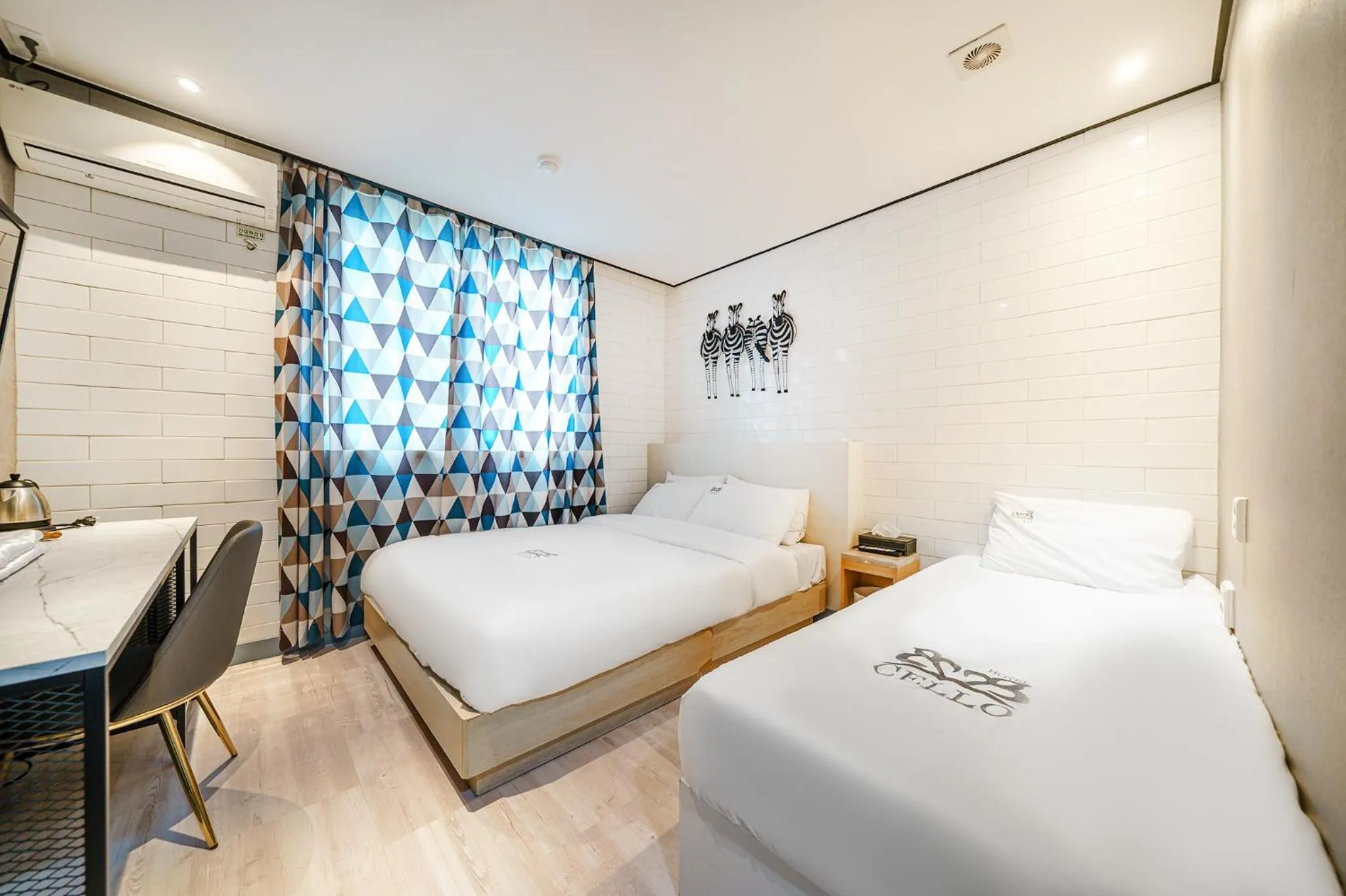 Bed in One Stay Hotel