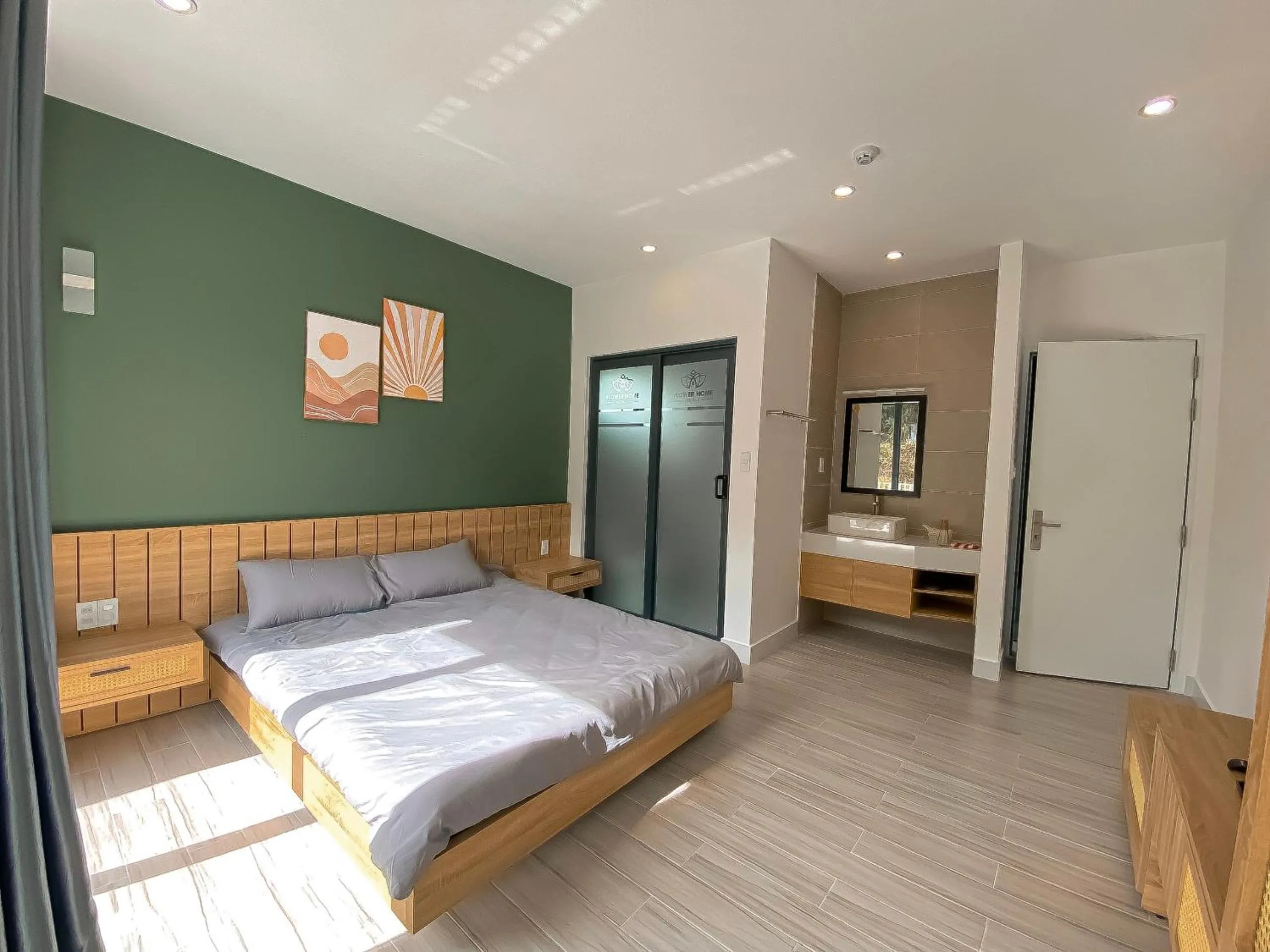 Bed in Flower Home KHE SANH 1