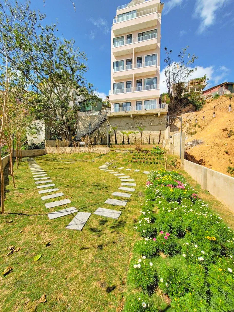 Property building in Flower Home KHE SANH 1