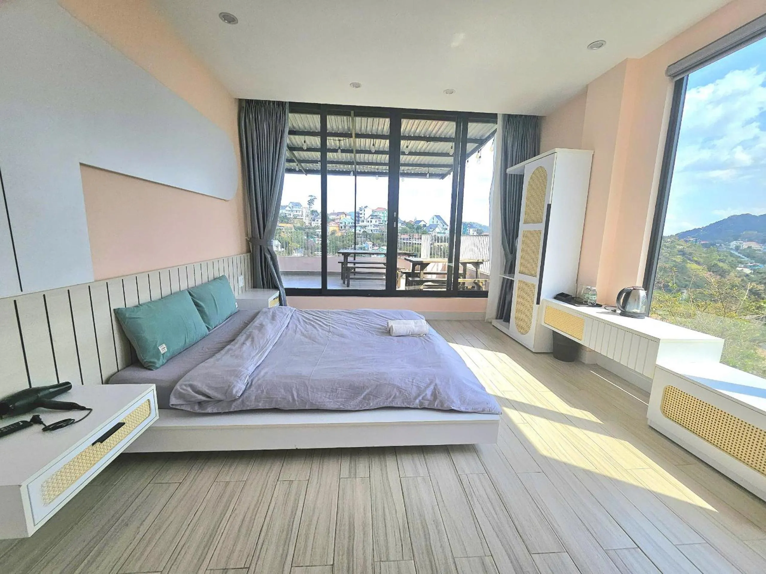 Property building, Bed in Flower Home KHE SANH 1