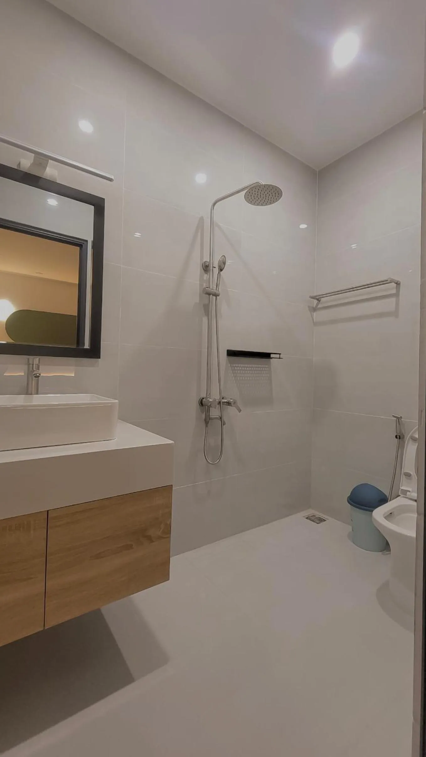 Shower in Flower Home KHE SANH 1