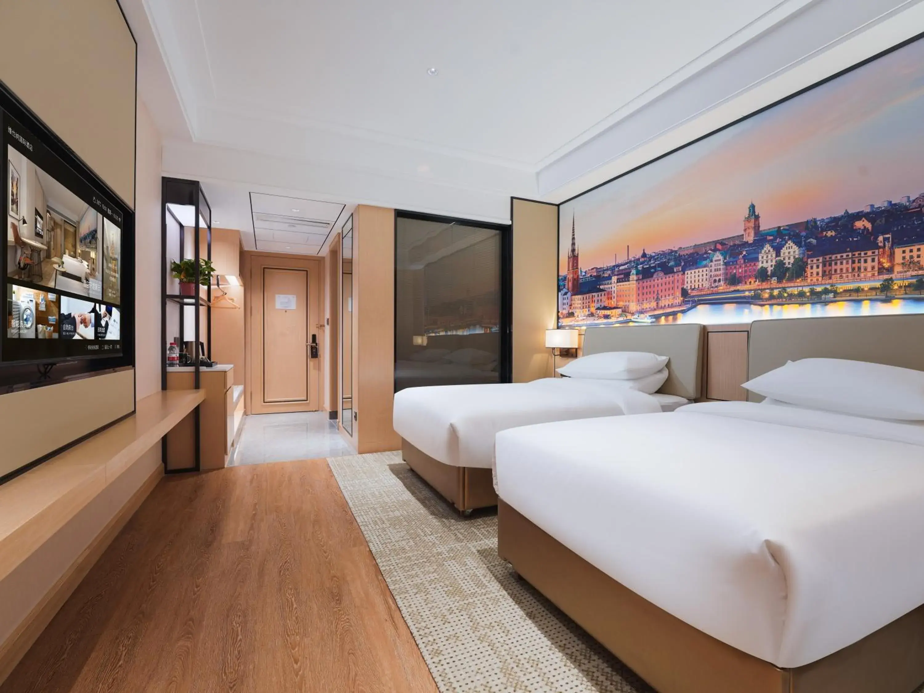 Superior Twin Room in Vienna International Hotel Xi'an Fengdong Football Center Branch Superior Twin Room in Vienna International Hotel Xi'an Fengdong Football Center Branch