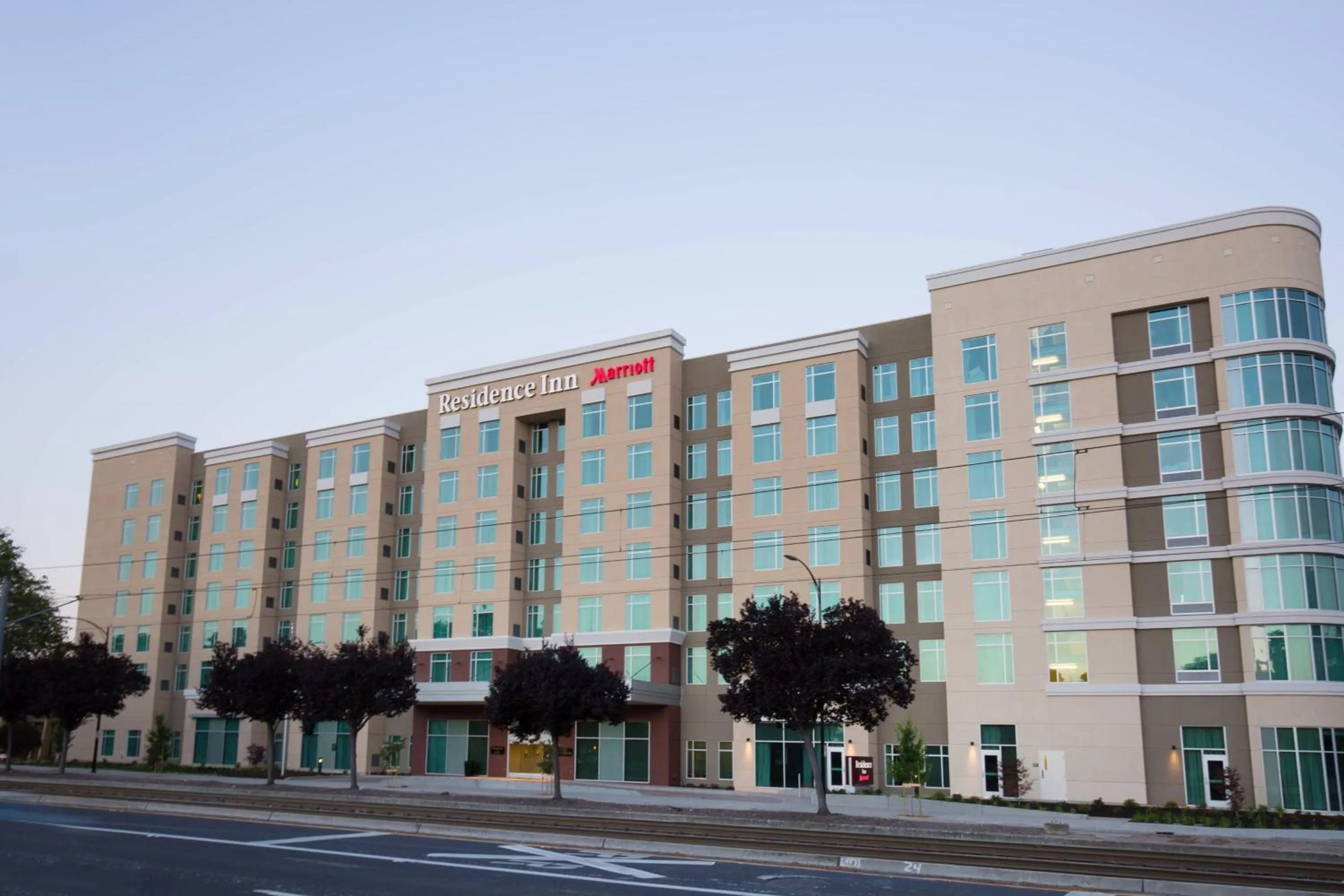 Property building in Residence Inn by Marriott San Jose Airport