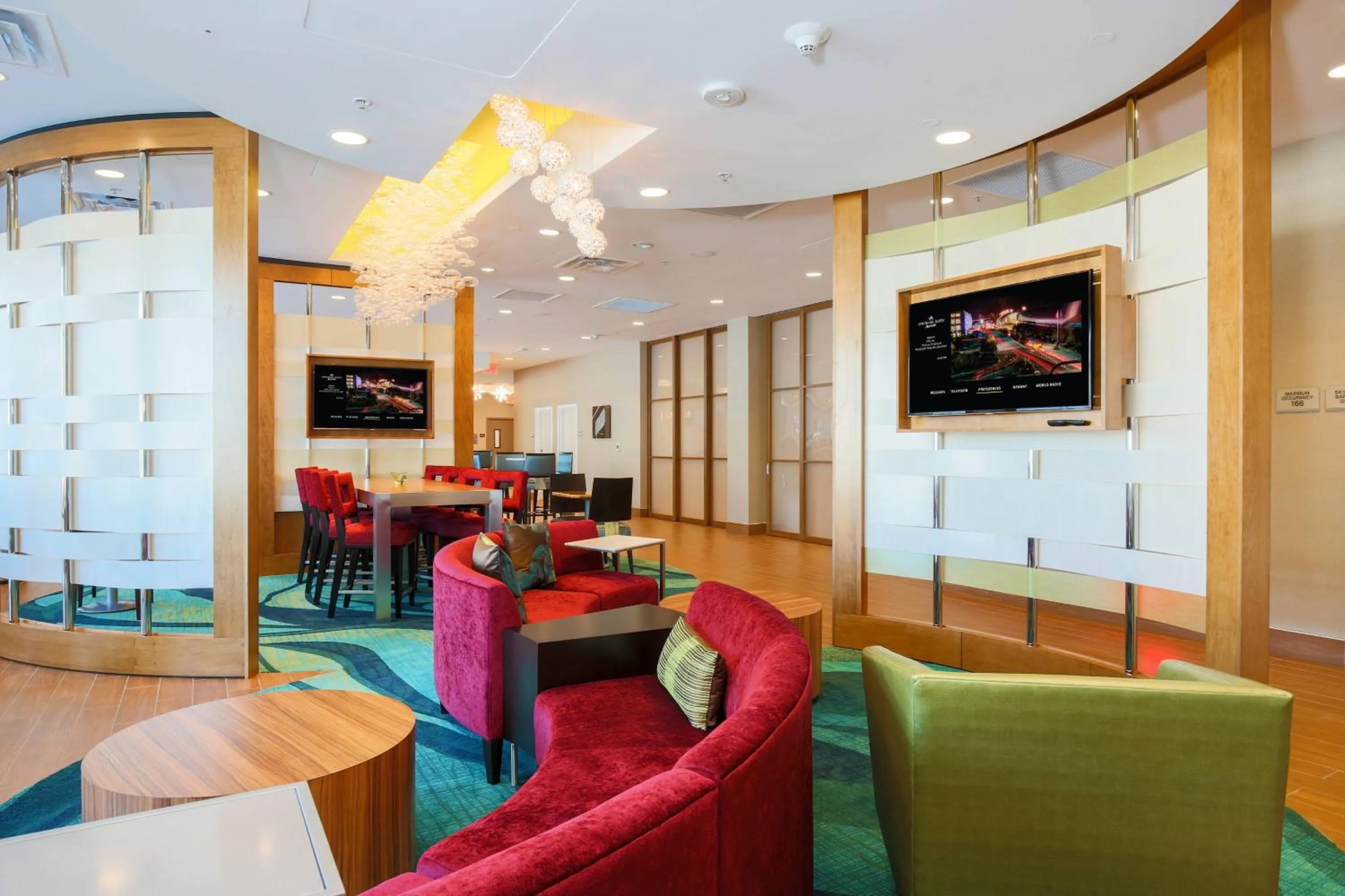 Lobby or reception in SpringHill Suites by Marriott San Jose Airport