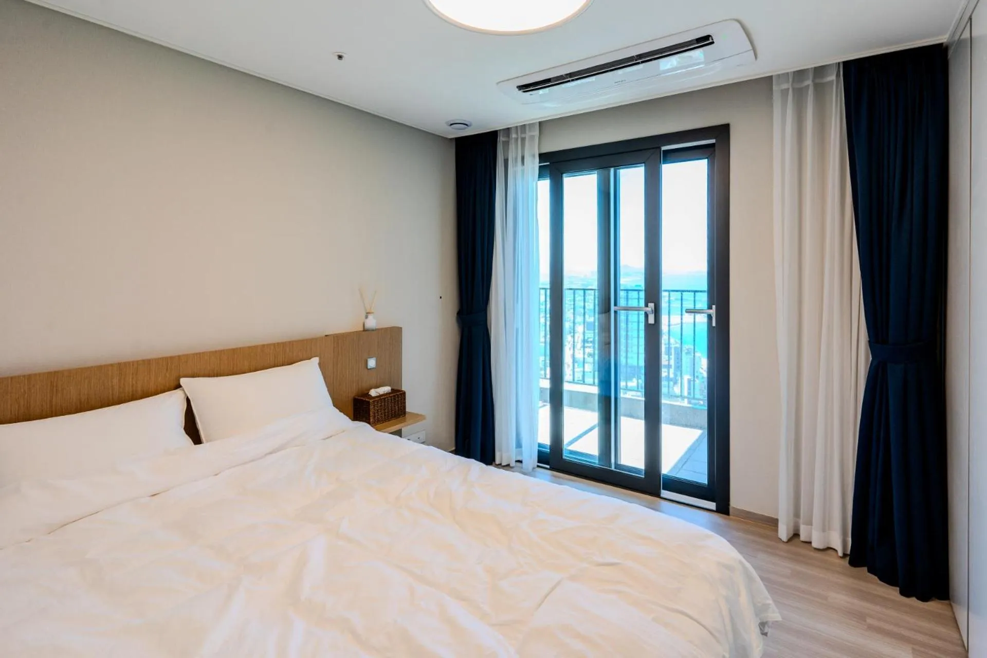 Bed in More than Sokcho