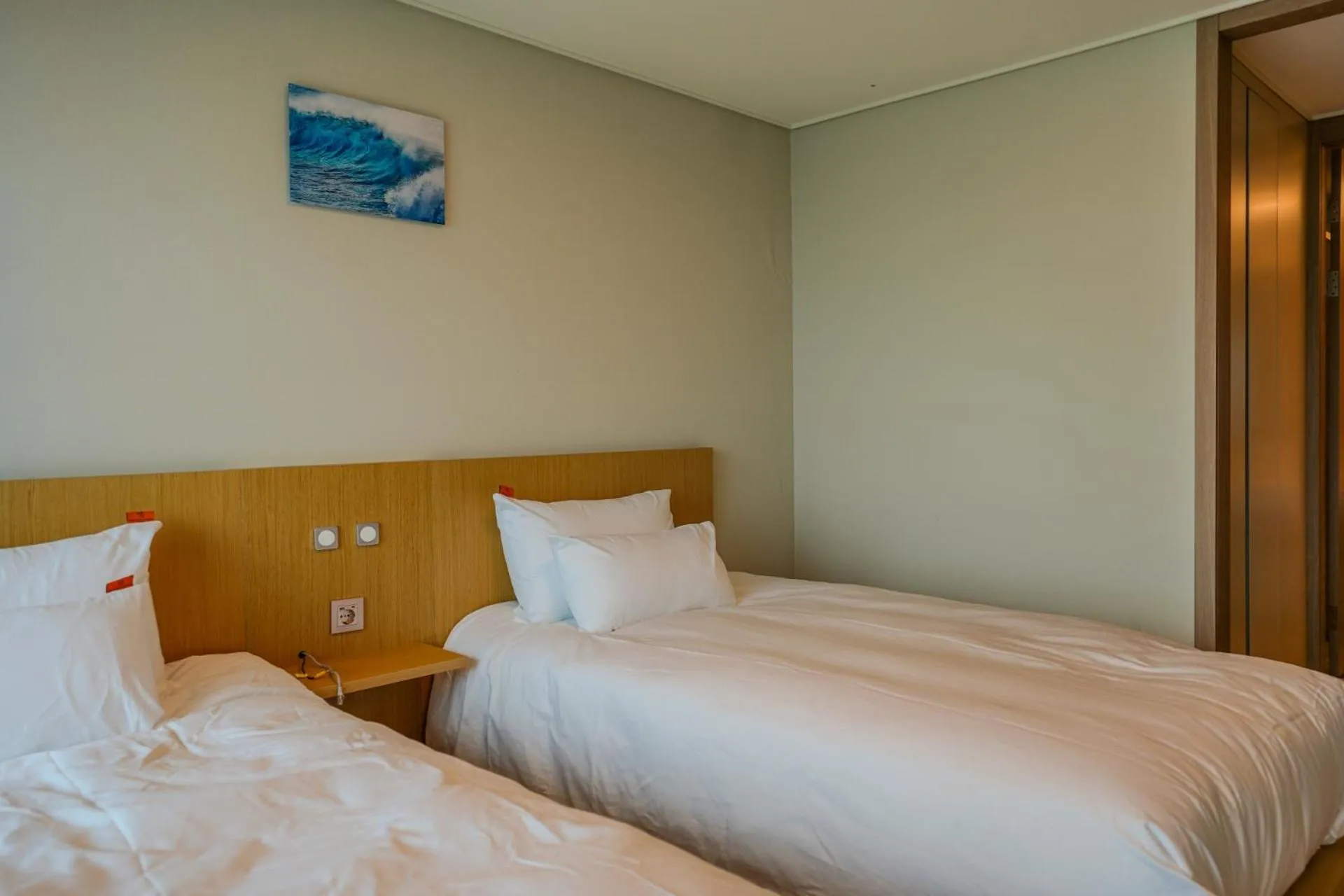 Bed in More than Sokcho