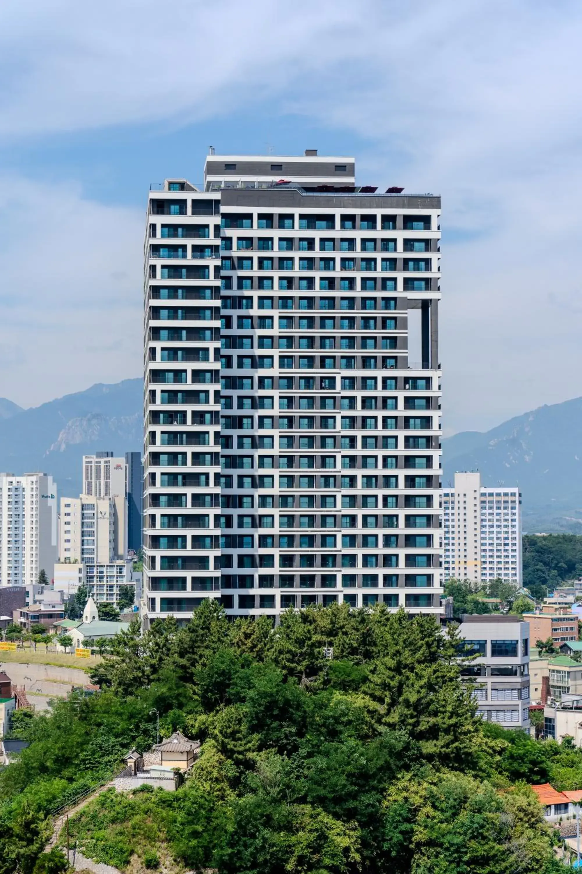 Property building in More than Sokcho Property building in More than Sokcho